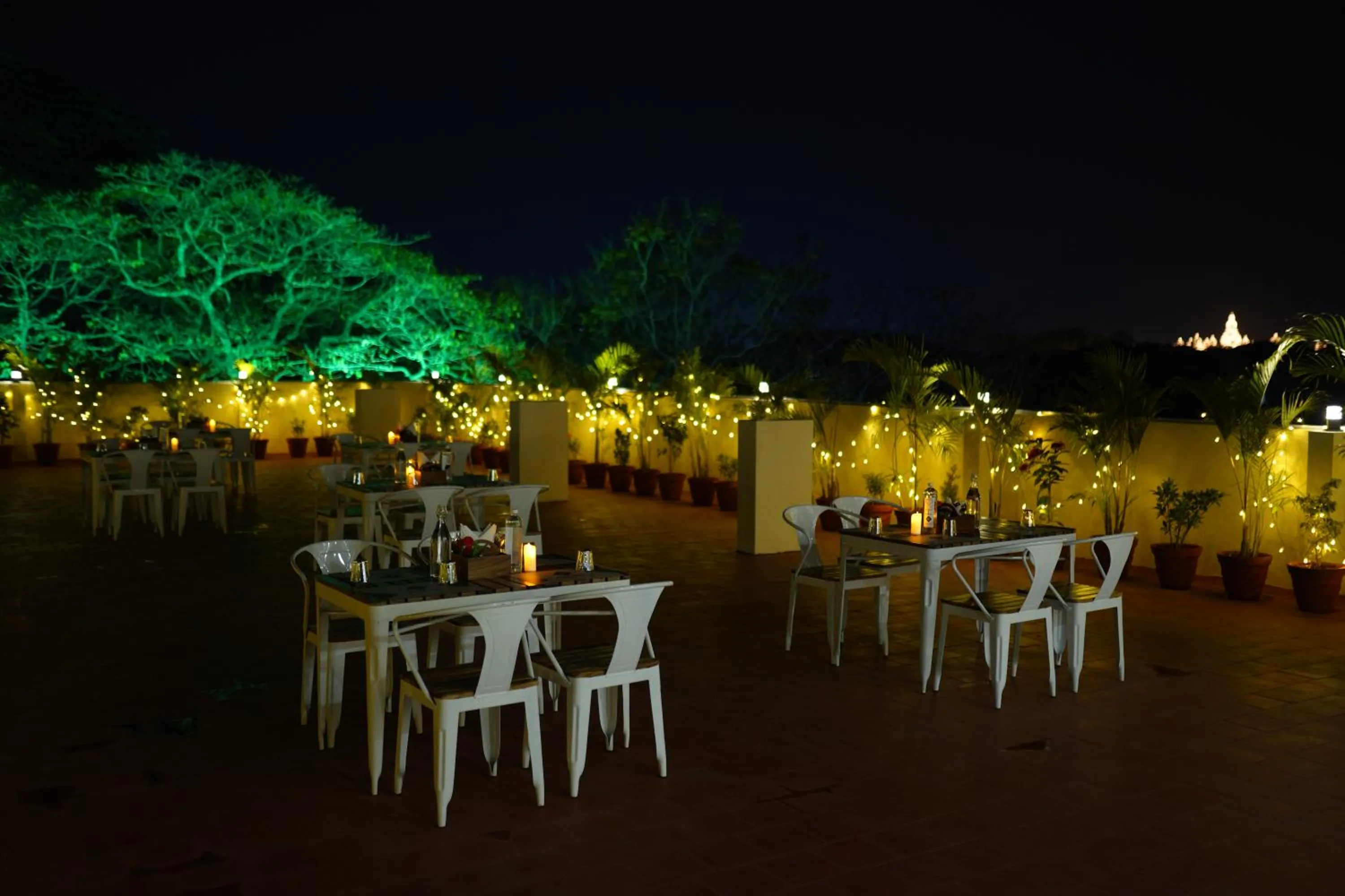 Restaurant/places to eat in Emerald Urban Comforts