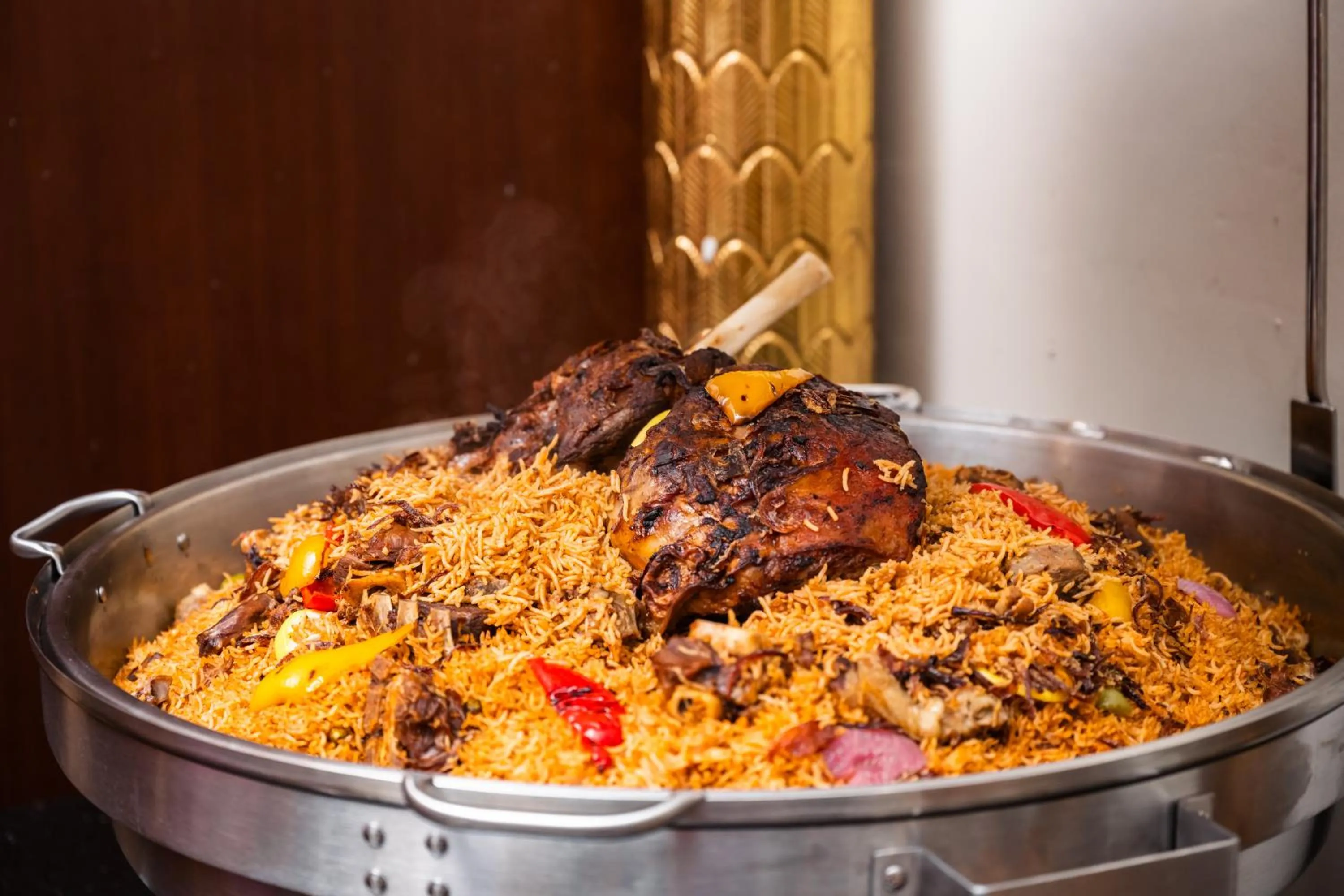 Restaurant/places to eat in TIME Ruba Hotel & Suites