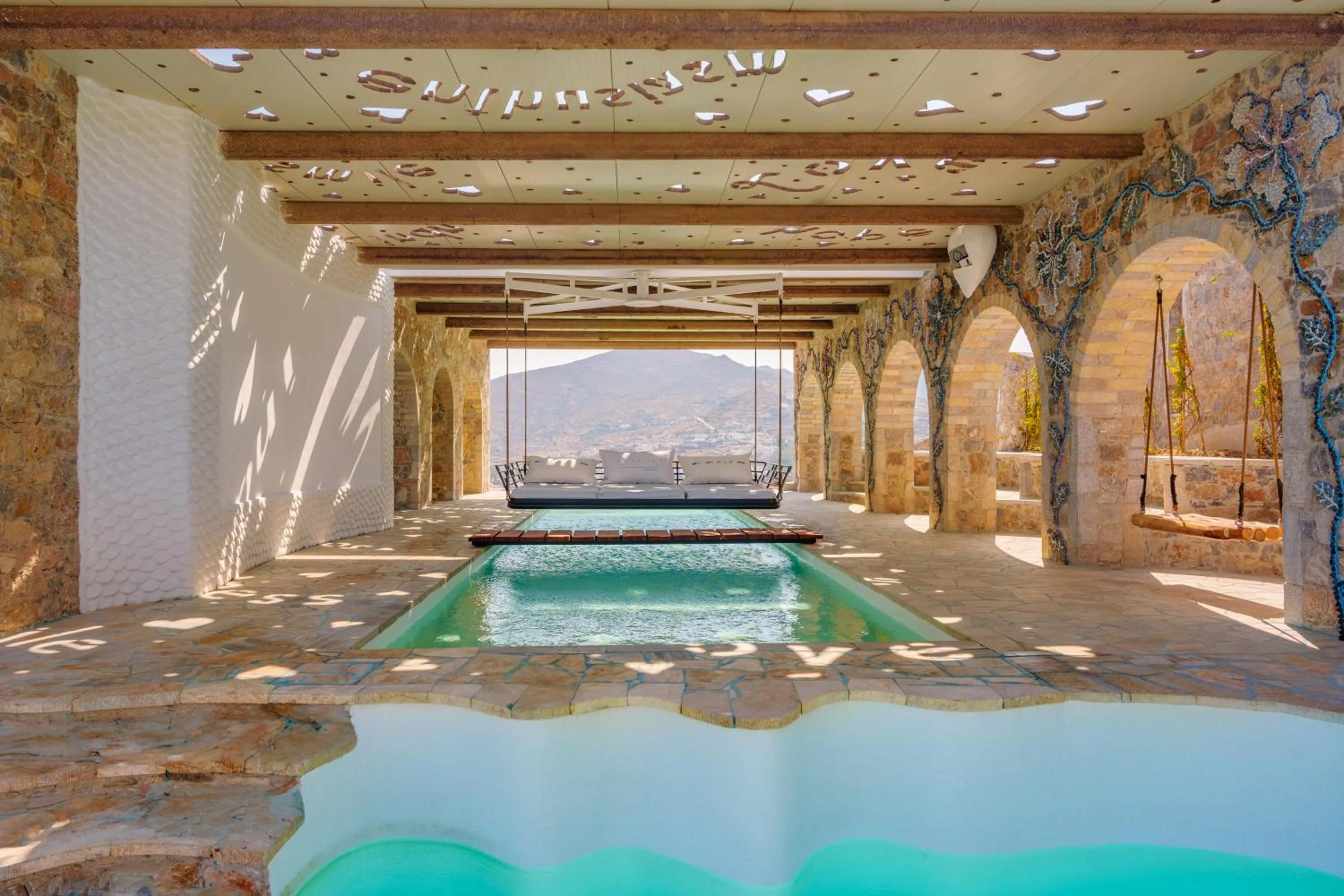 Agalia Luxury Suites