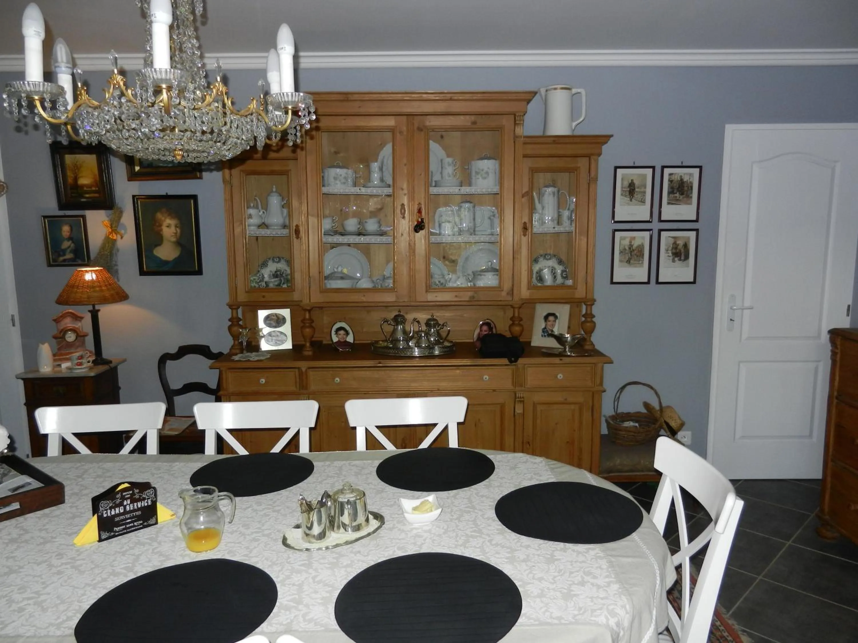 Dining area in Les Broussous