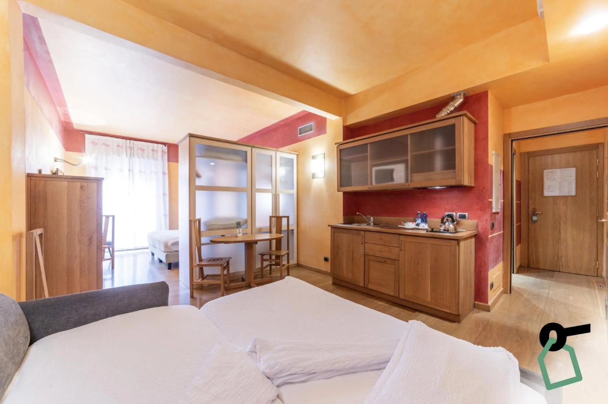 Photo of the whole room in HOTIDAY Discovery - Residence Verona