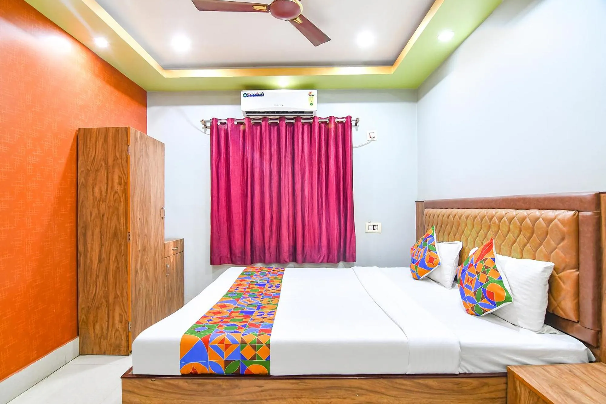 Bed in FabHotel Stay Inn II