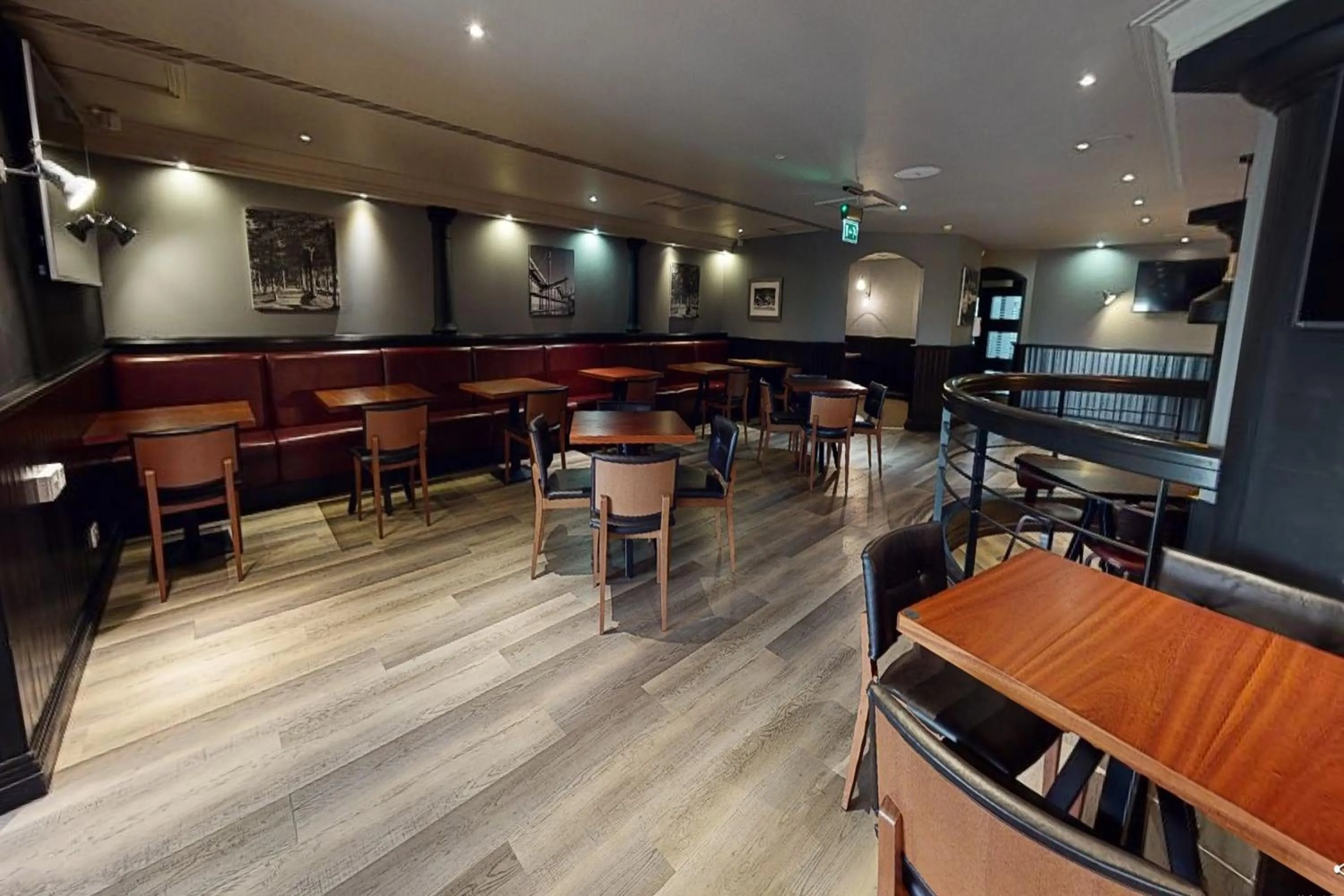 Restaurant/places to eat in Village Hotel Swindon