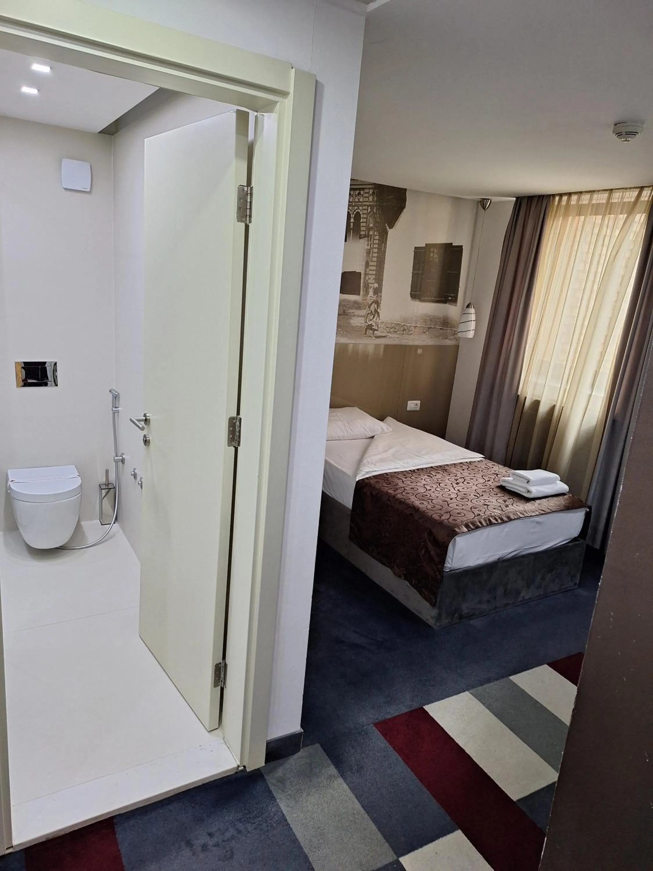 Photo of the whole room, Bed in Hotel Boutique Bristol