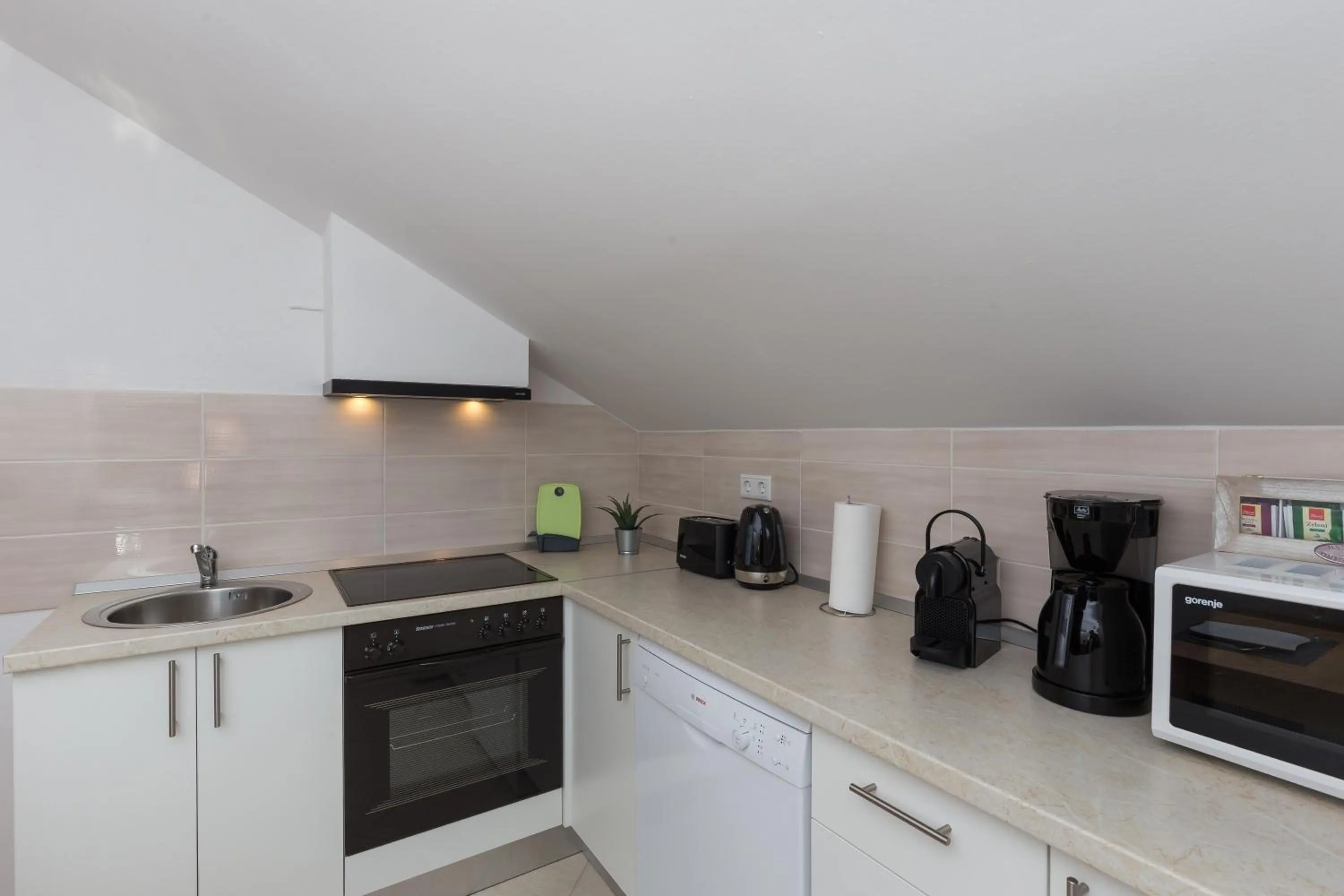 Kitchen or kitchenette in Villa Celenca