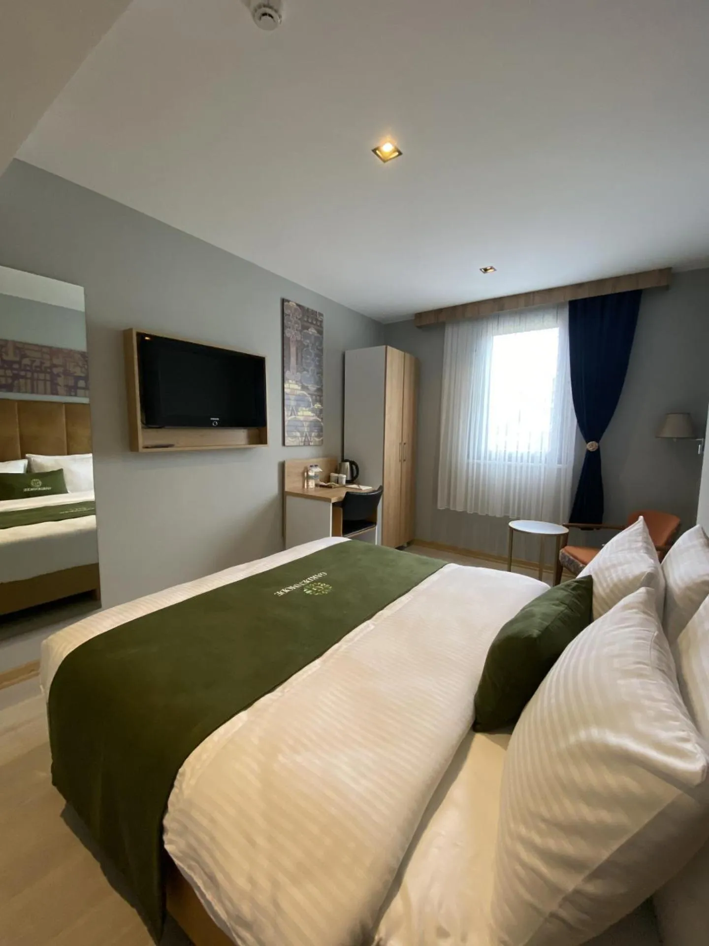 Bed in Gardenmode Airport Hotel