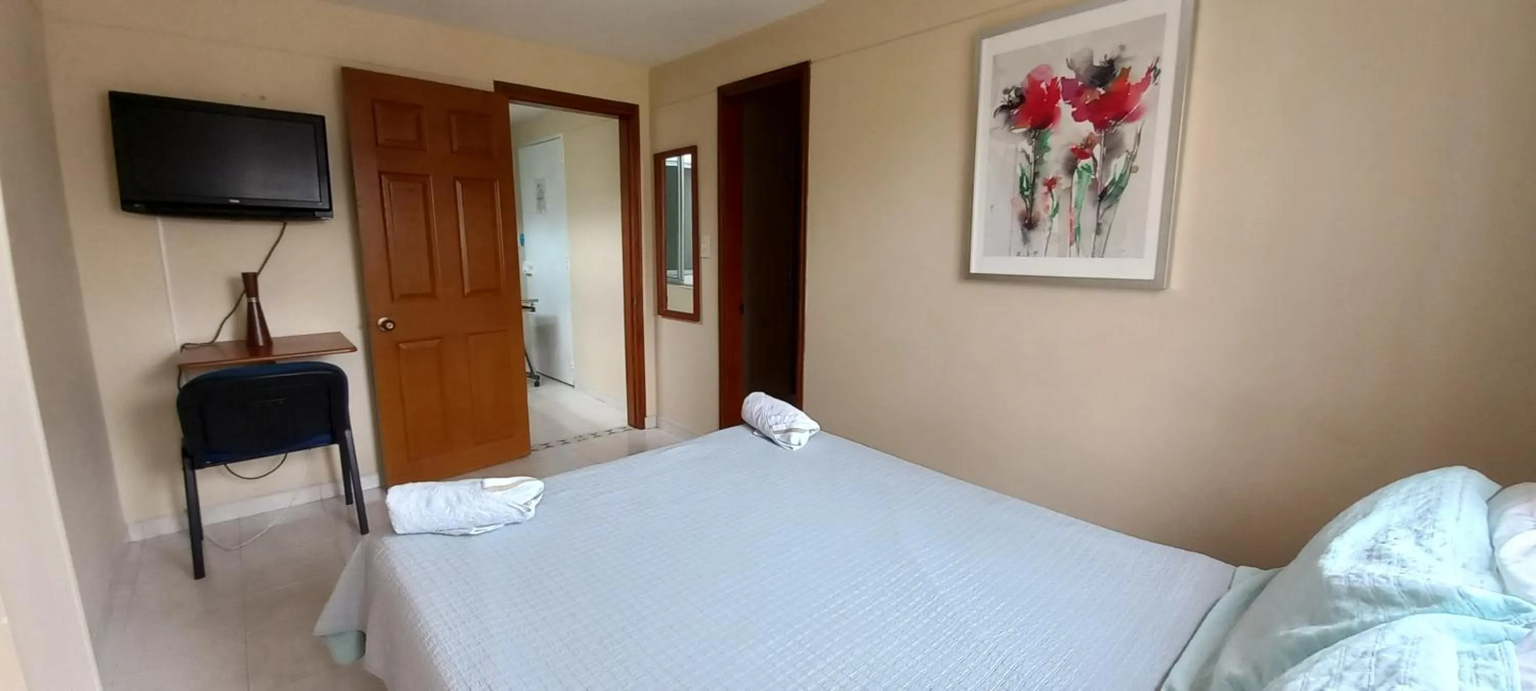 Bedroom, Bed in San Juan Del Lago