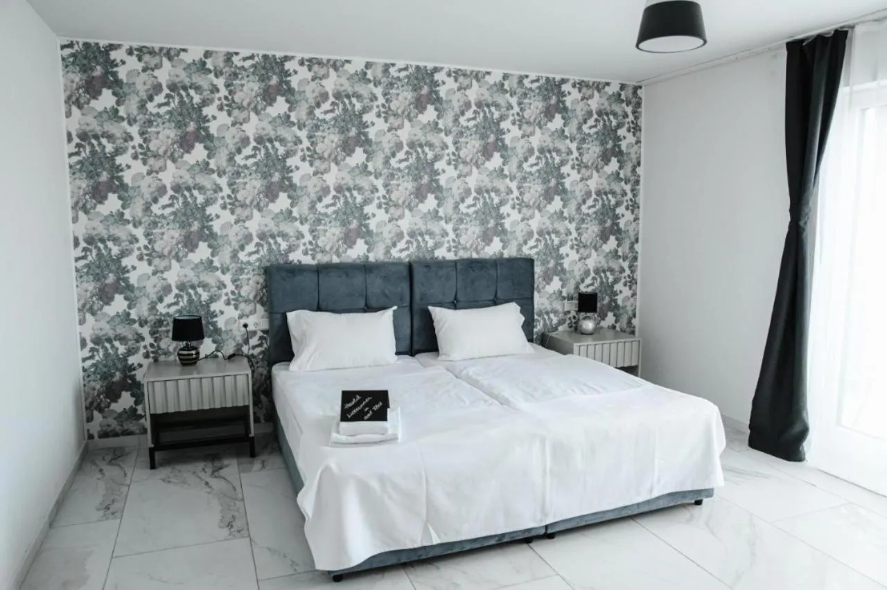 Double Room in Hotel Flora