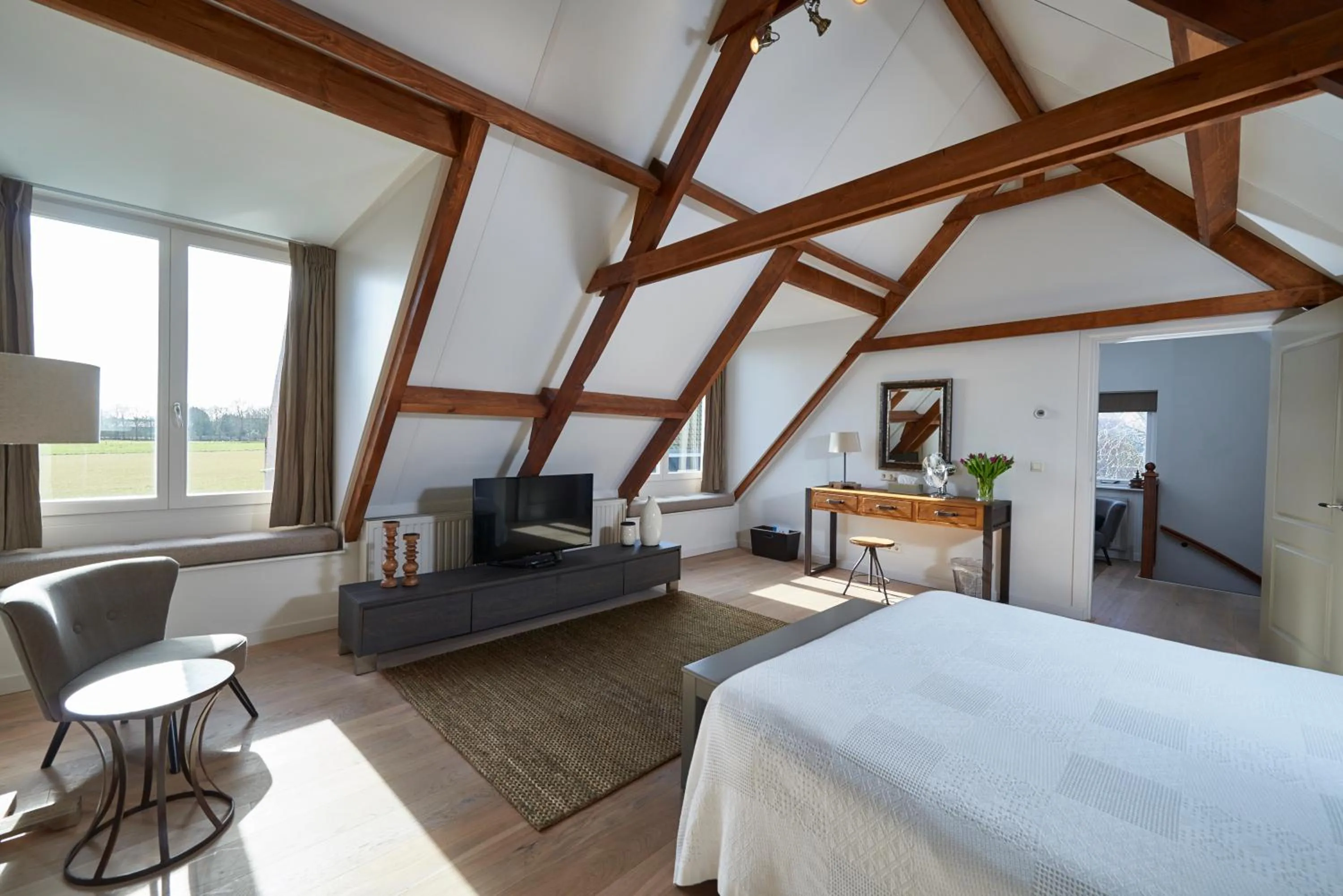 Photo of the whole room, Bed in Villa Magnolia