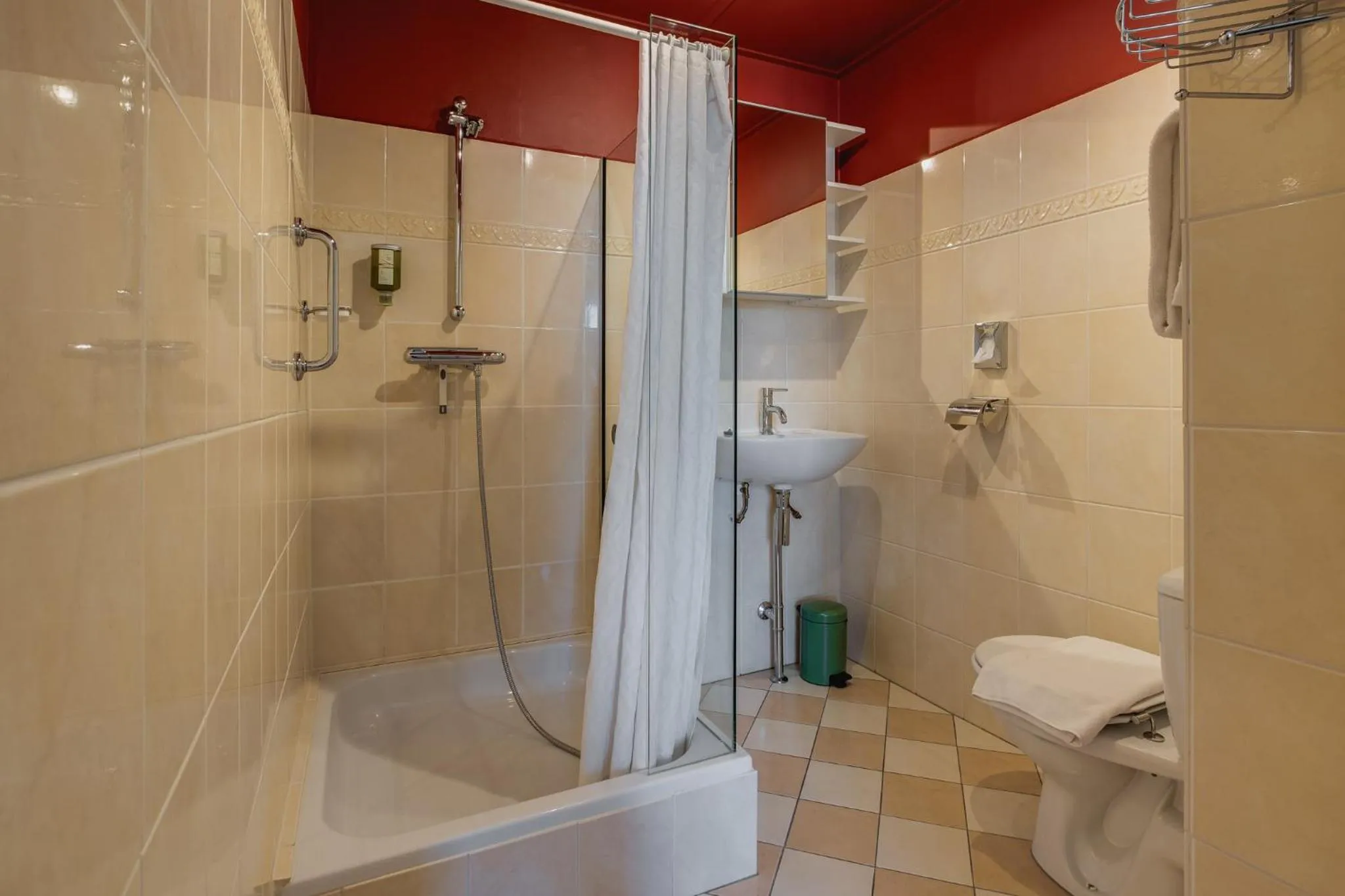 Shower in Villa Magnolia