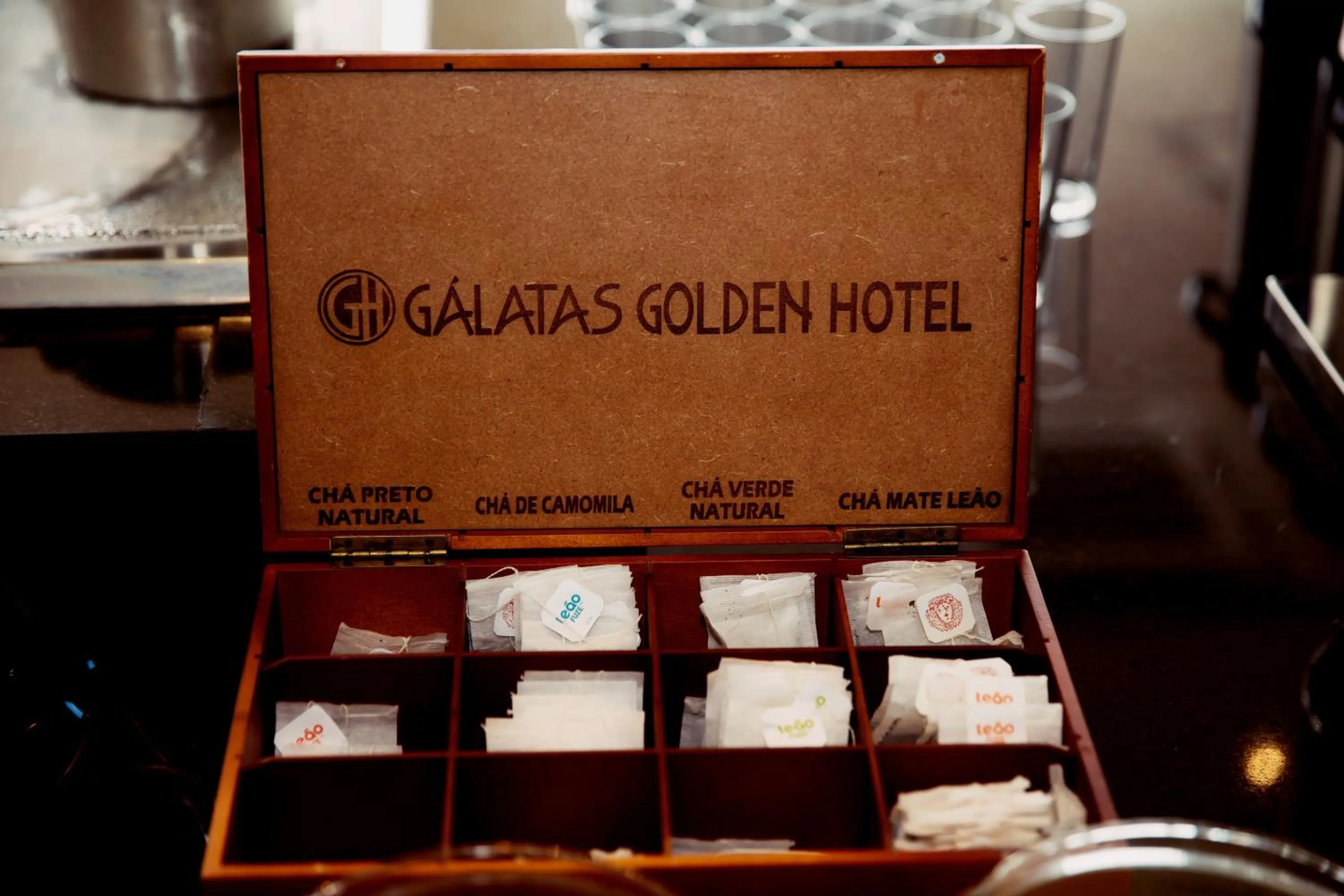 Food and drinks in Gálatas Golden Hotel