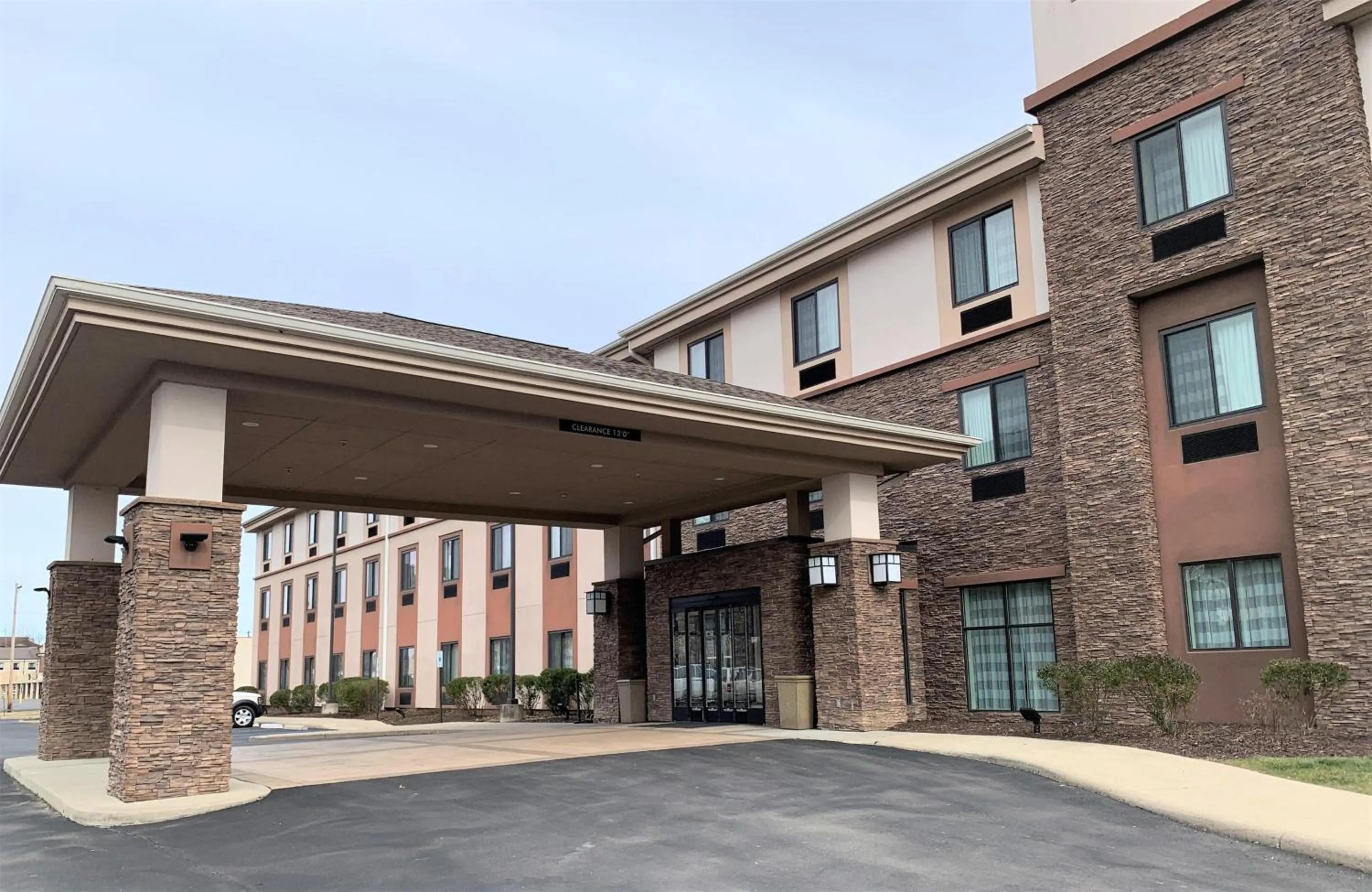 Property building in SureStay by Best Western Cambridge