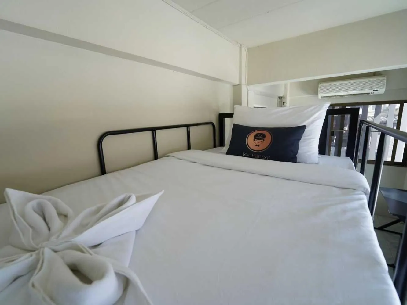 Bed in Dancenter Rq Bangkok Huai Khwang