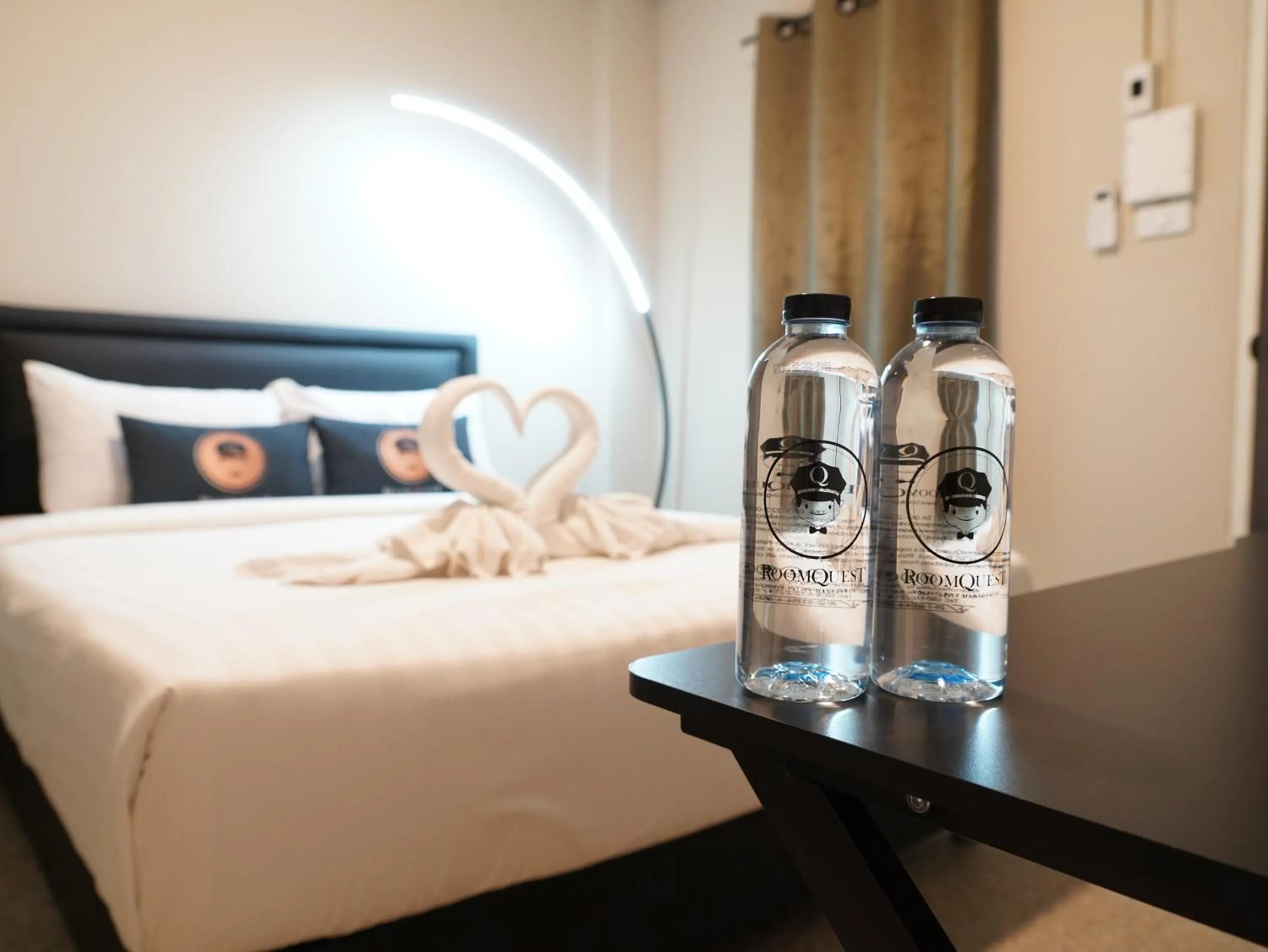 Standard Queen Room in Dancenter Rq Bangkok Huai Khwang