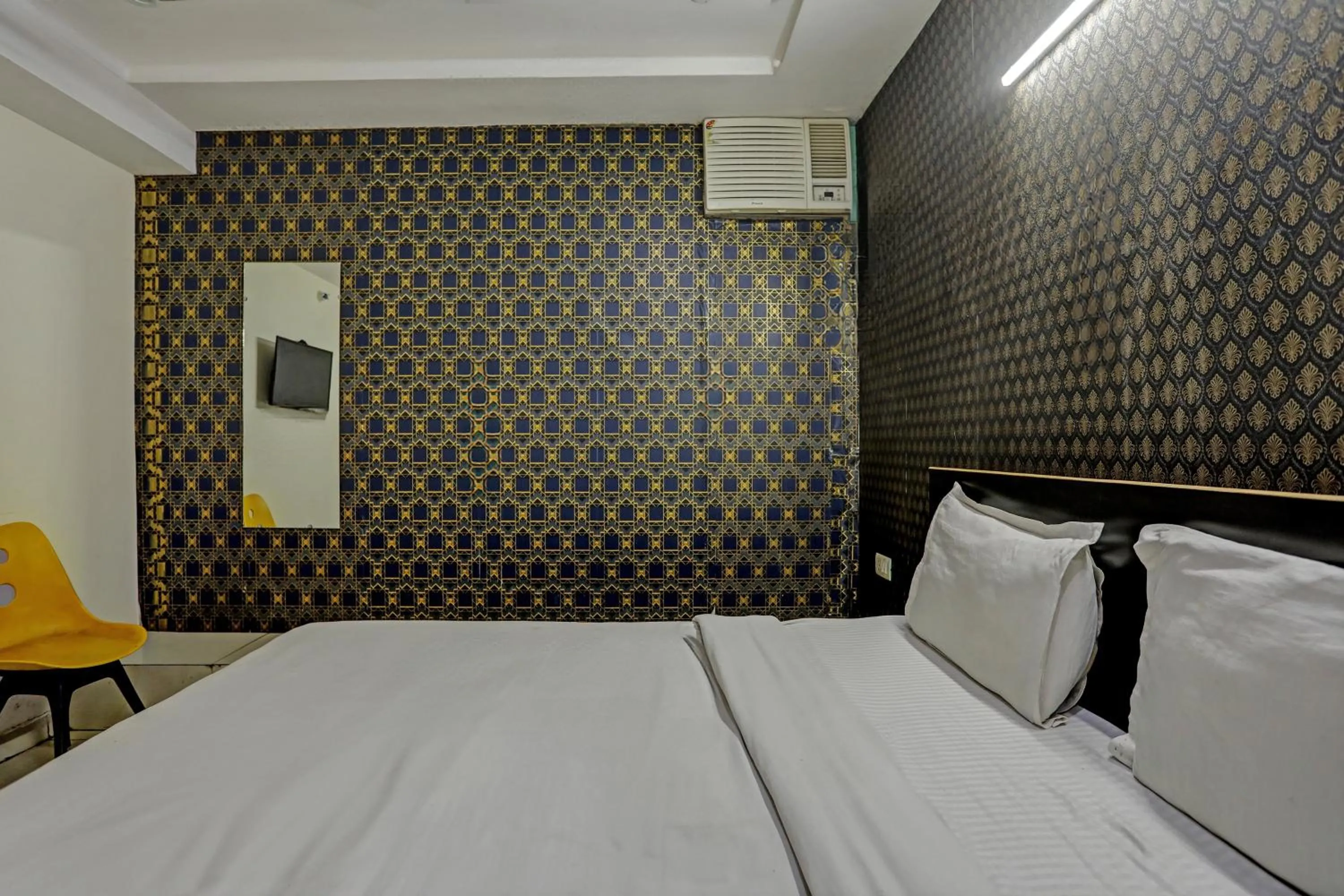 Bedroom, Bed in Hotel O Kanak palace