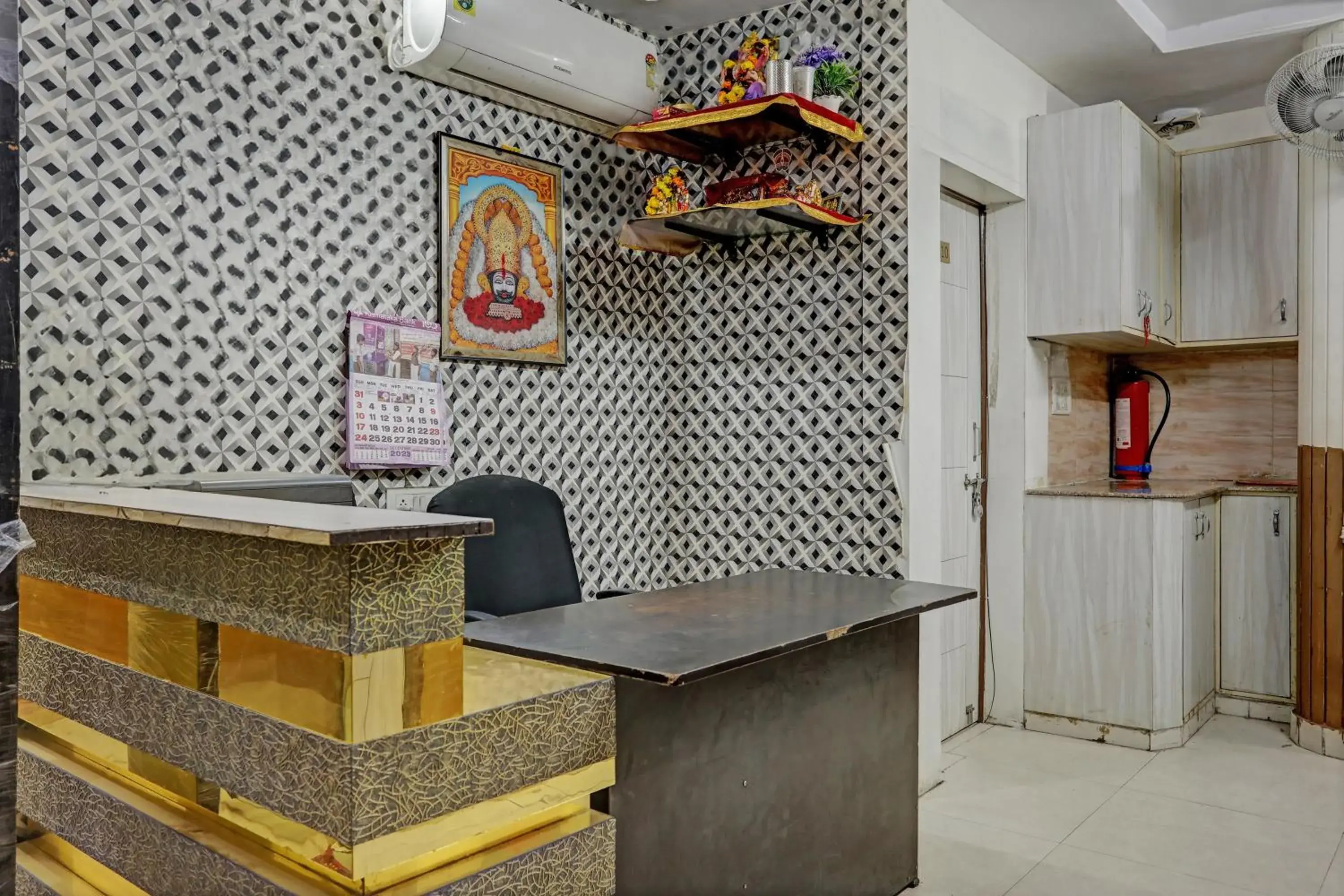 Classic Triple Room - single occupancy in Hotel O Kanak palace Classic Triple Room - single occupancy in Hotel O Kanak palace