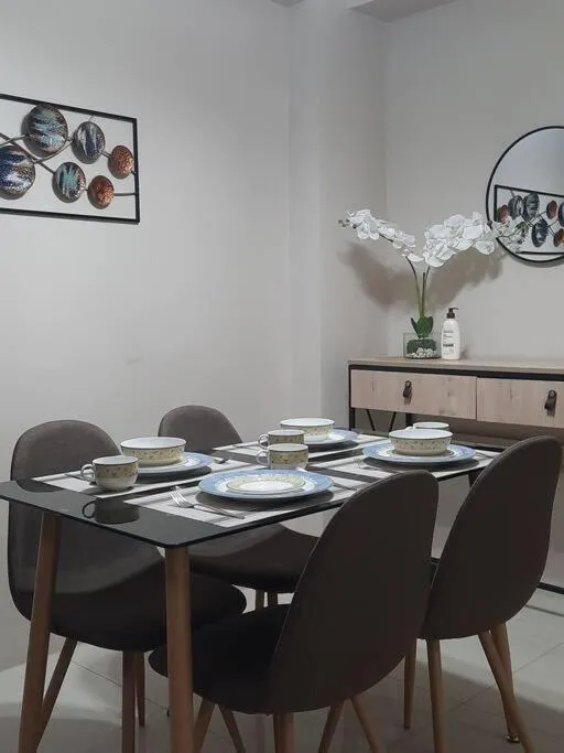 Dining area in One Palm Tree Villas