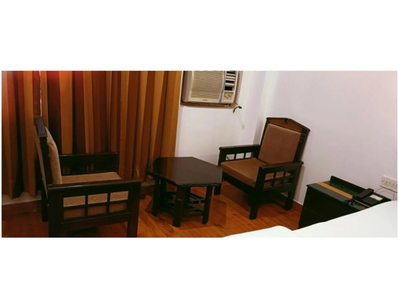 Living room in Jai Maa Inn Hotel, Katra