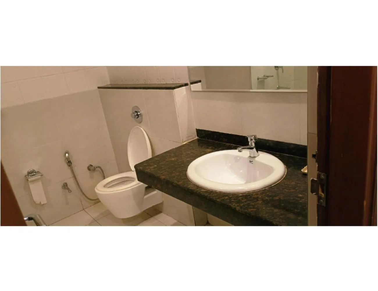 Bathroom in Jai Maa Inn Hotel, Katra