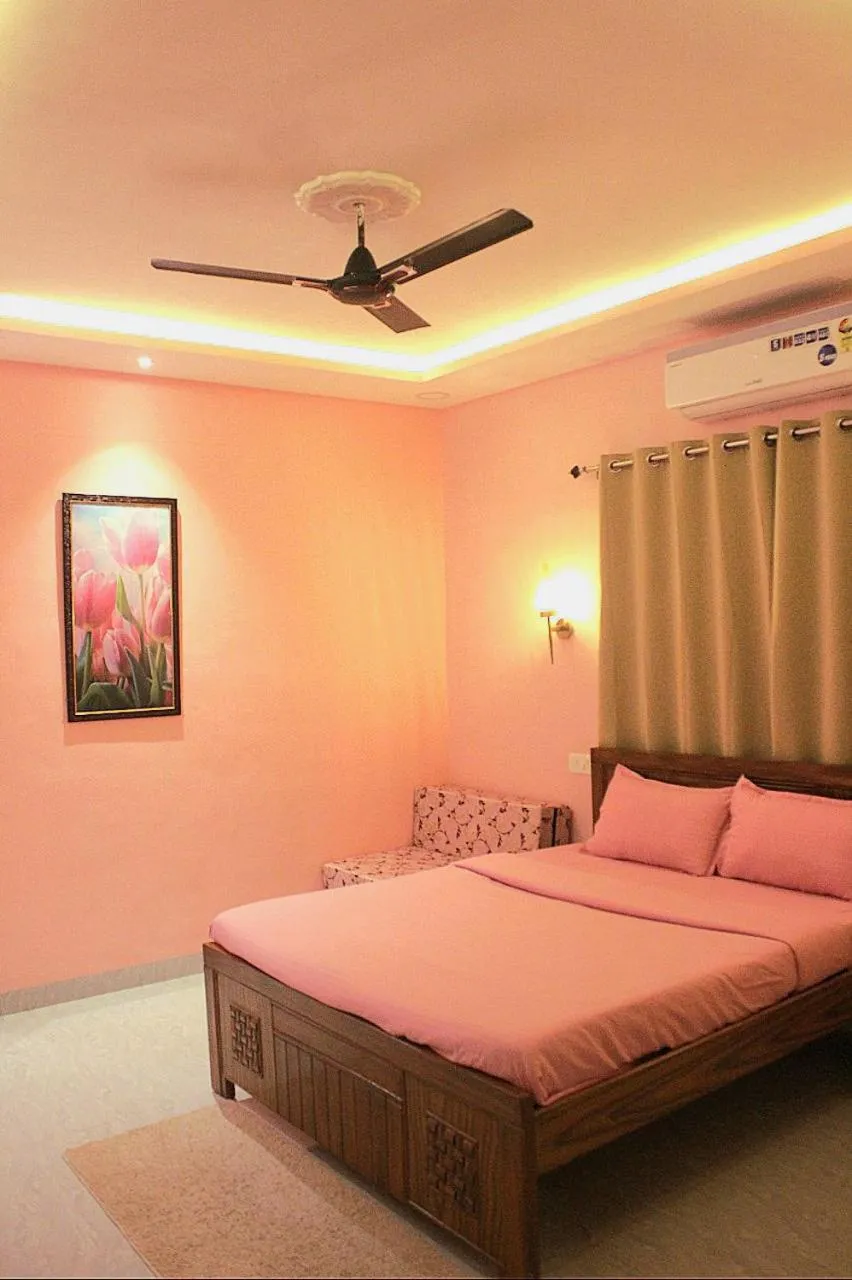 Bed in Tarangan Resort