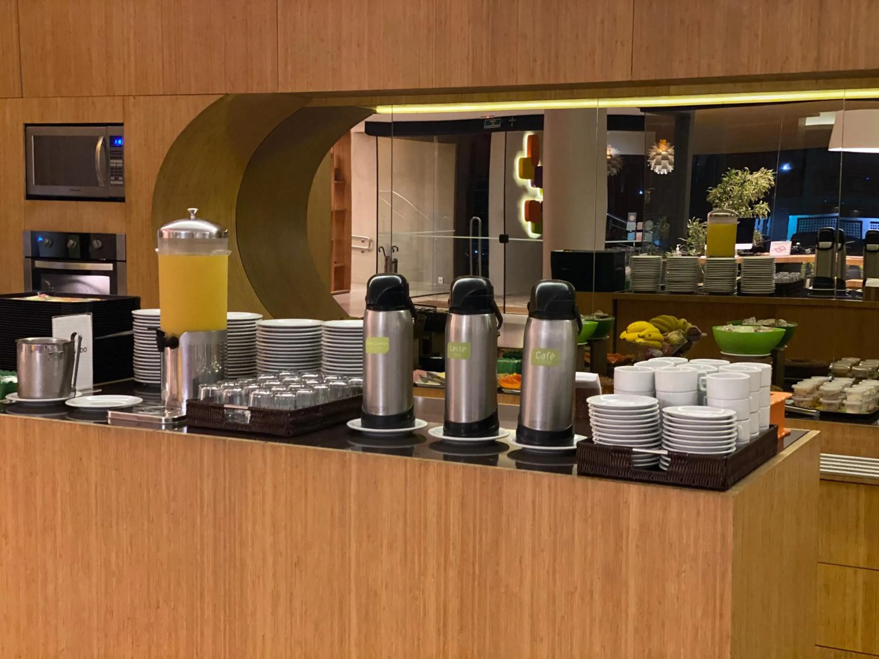 Food and drinks in DMax Hotel