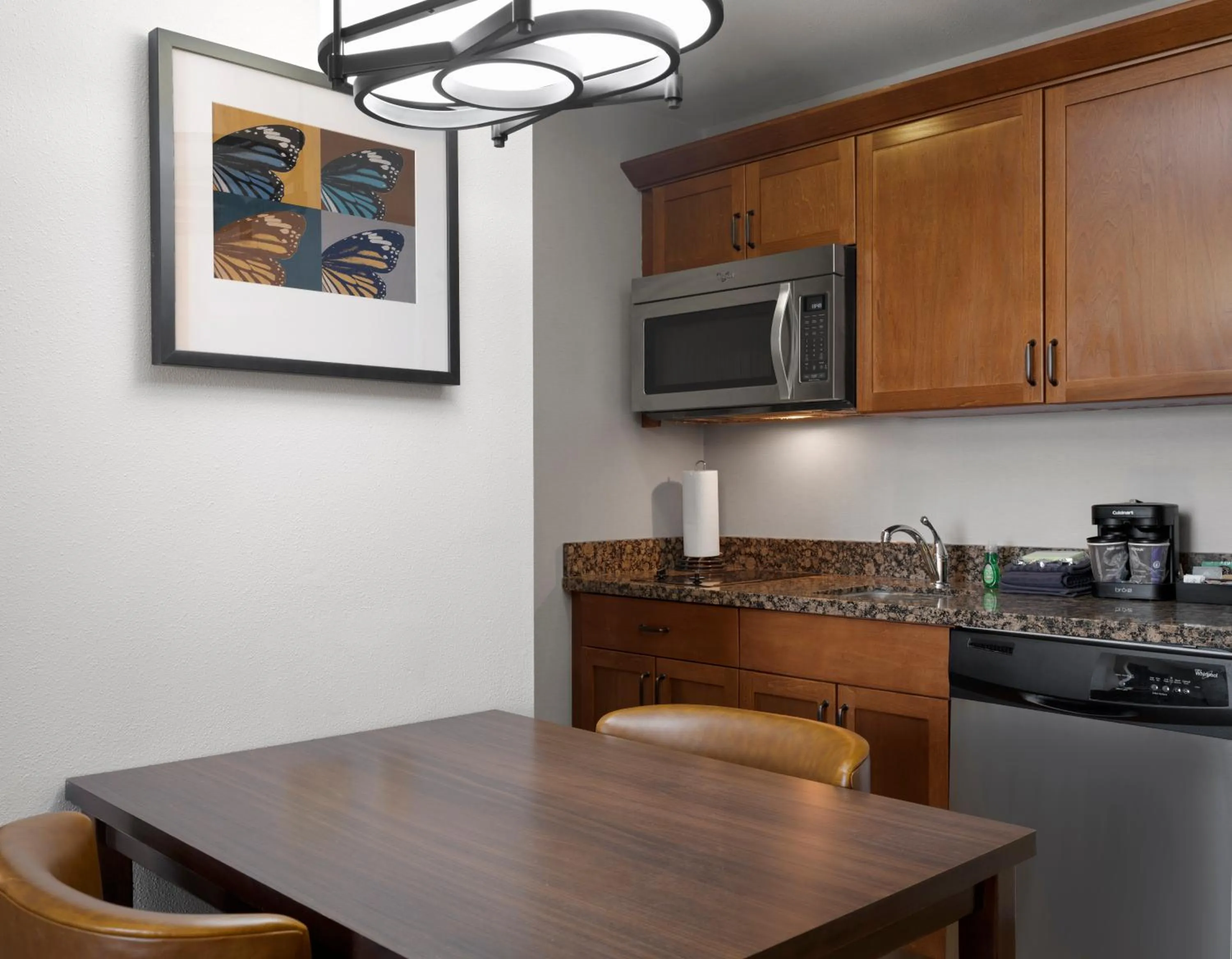 Kitchen or kitchenette in Homewood Suites by Hilton Akron/Fairlawn