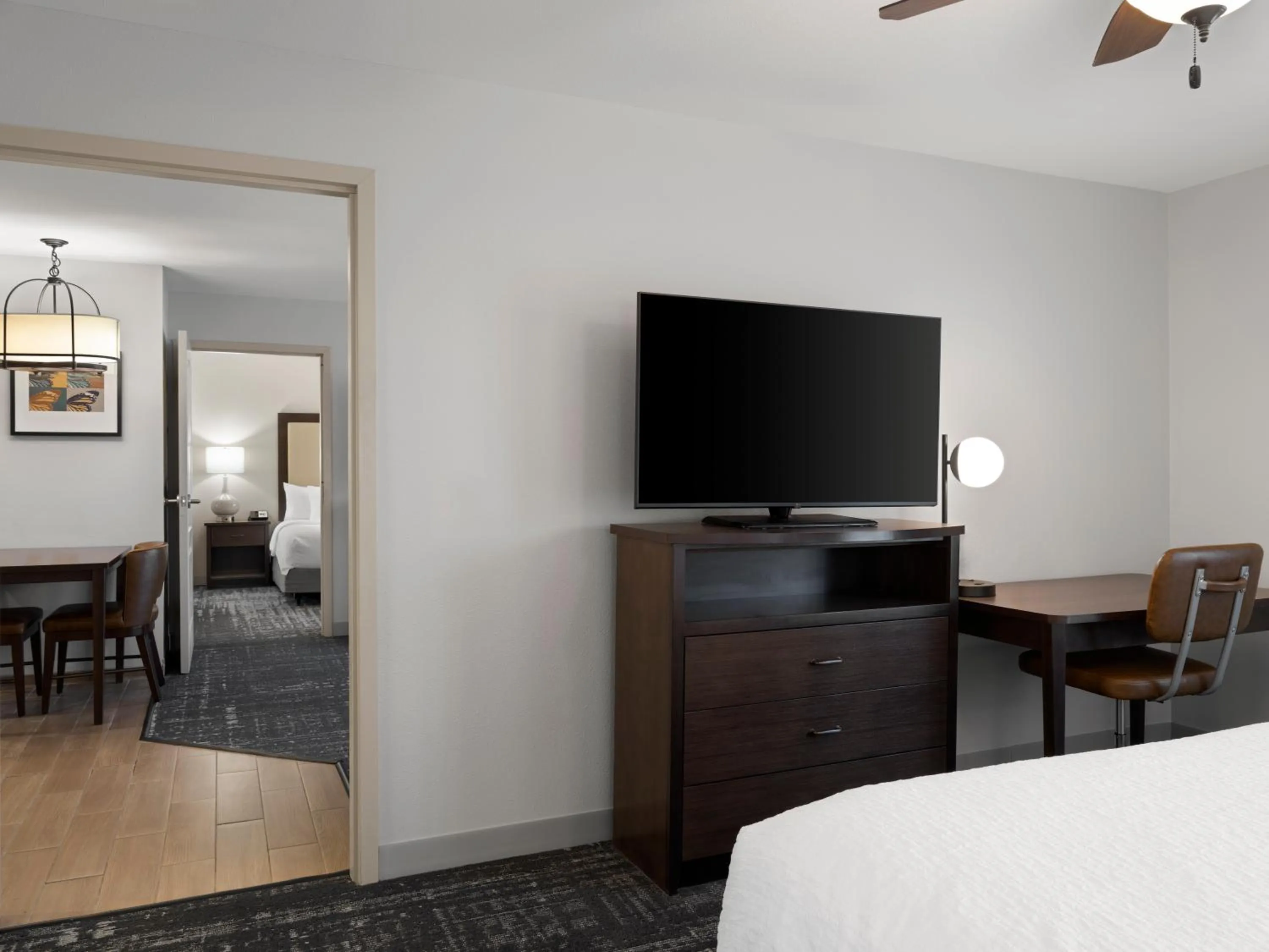 Bed in Homewood Suites by Hilton Akron/Fairlawn