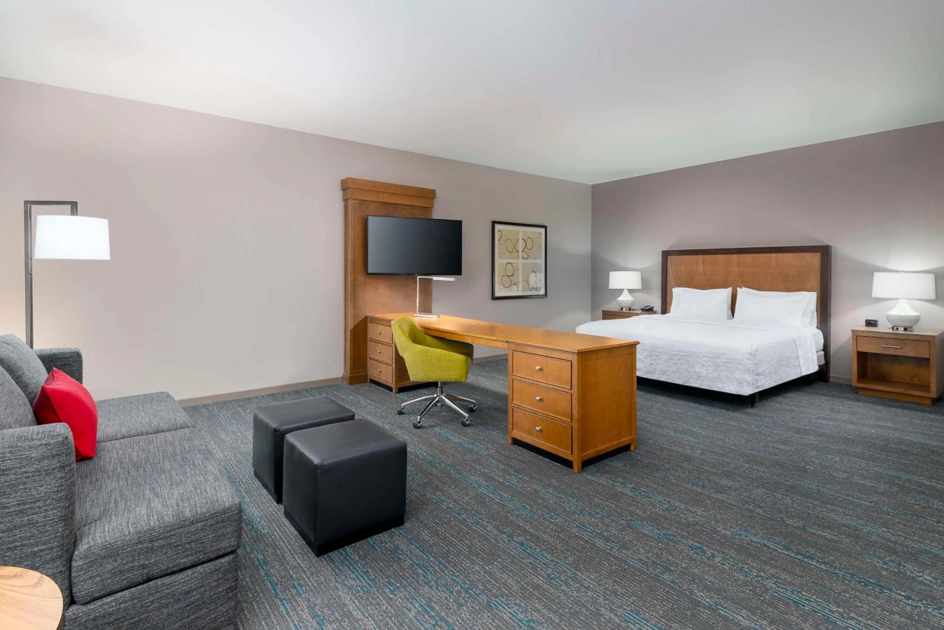 Bedroom, Bed in Hampton Inn and Suites Clayton/St. Louis-Galleria Area