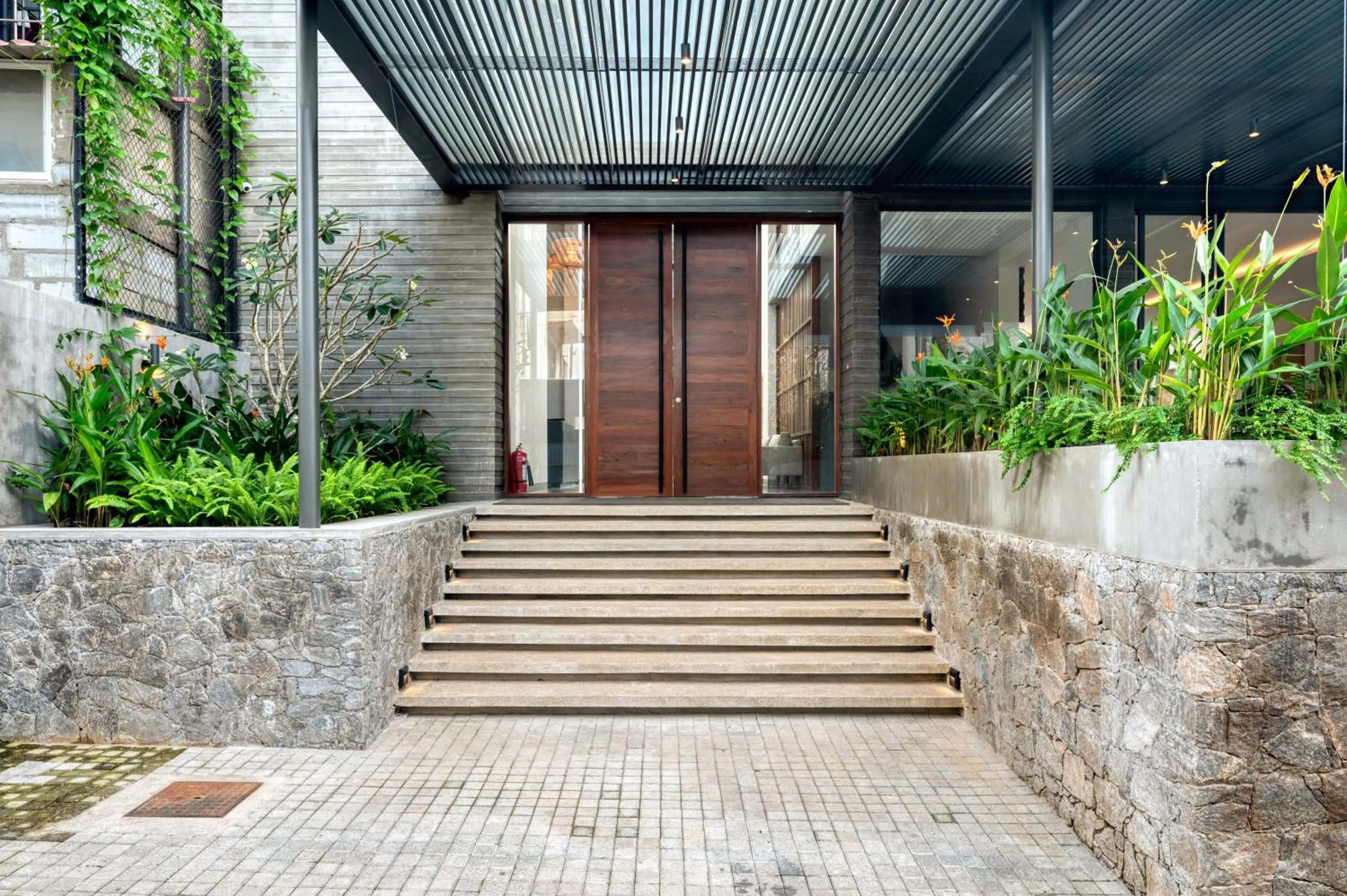 Facade/entrance in Taprobane House