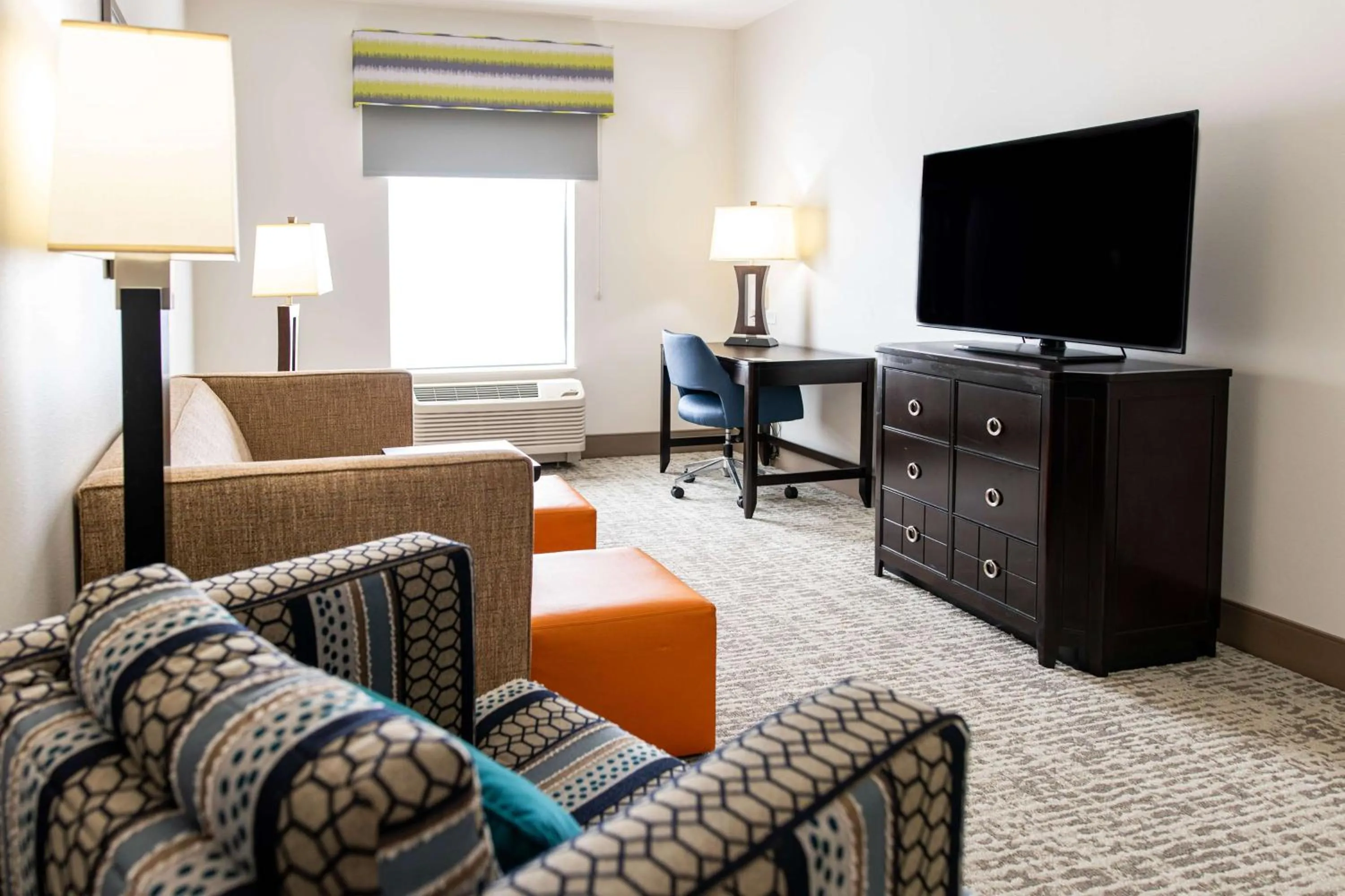Living room in Hampton Inn & Suites Effingham