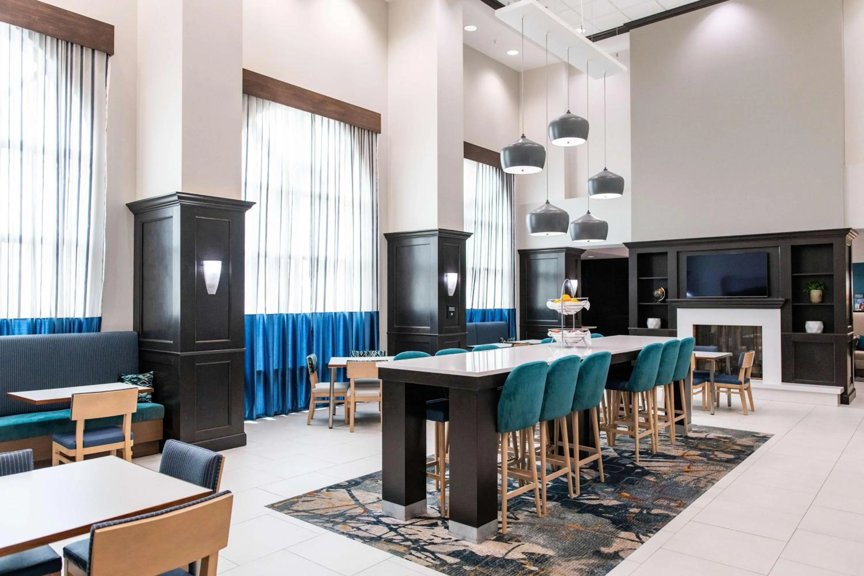 Lobby or reception in Hampton Inn & Suites Effingham