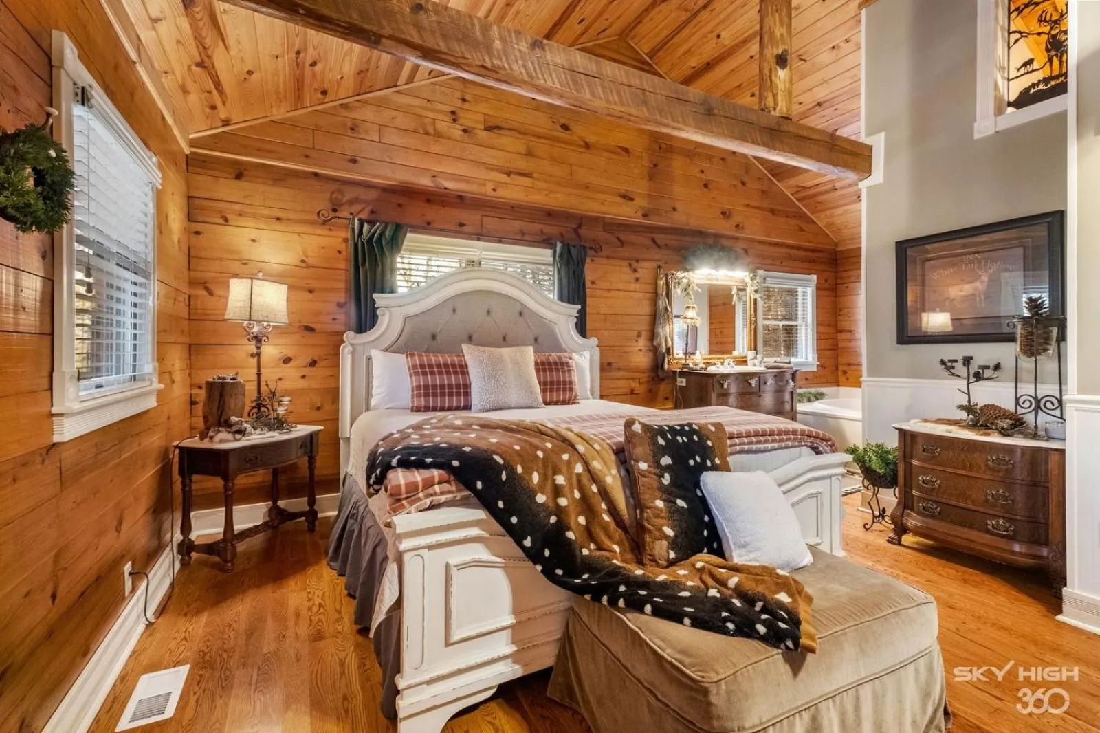 Bedroom in Cinnamon Valley