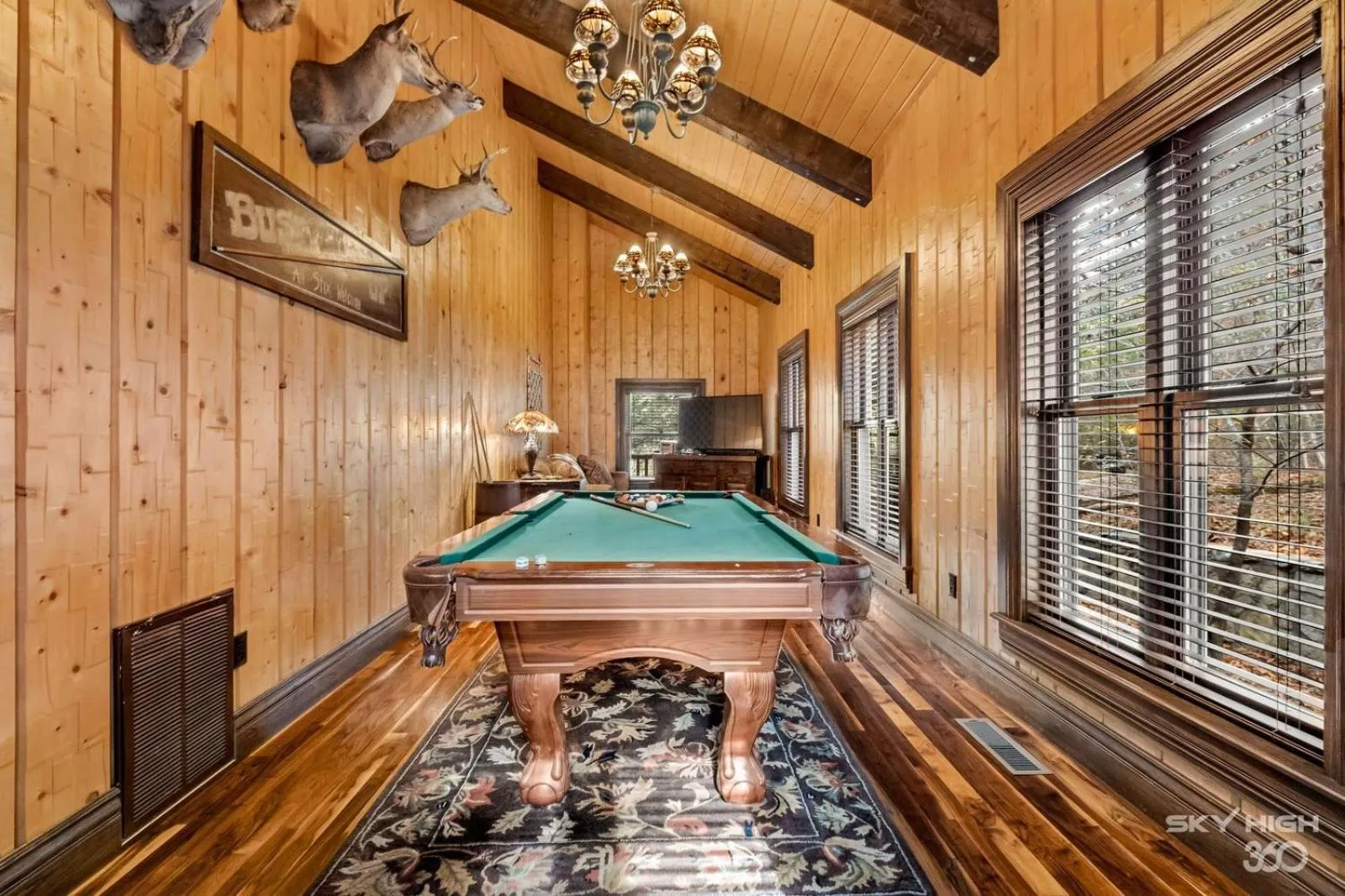 Billiard in Cinnamon Valley