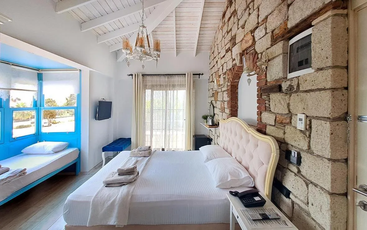 TV and multimedia, Bed in Bellezza Hotel Alaçatı