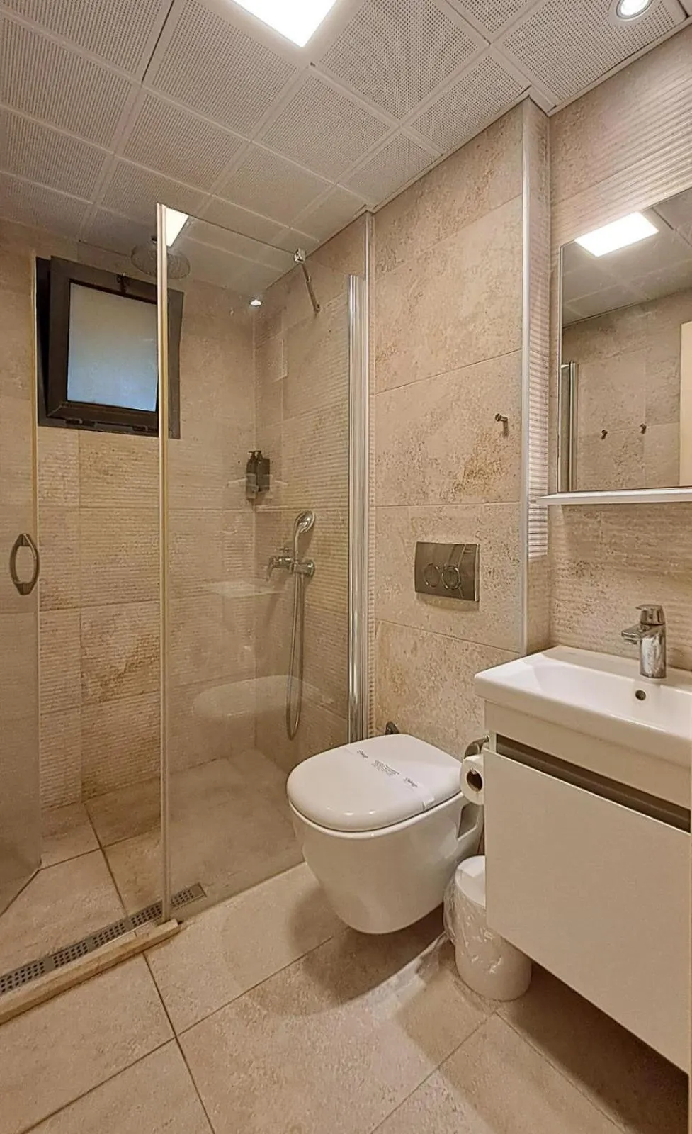 Shower in Bellezza Hotel Alaçatı