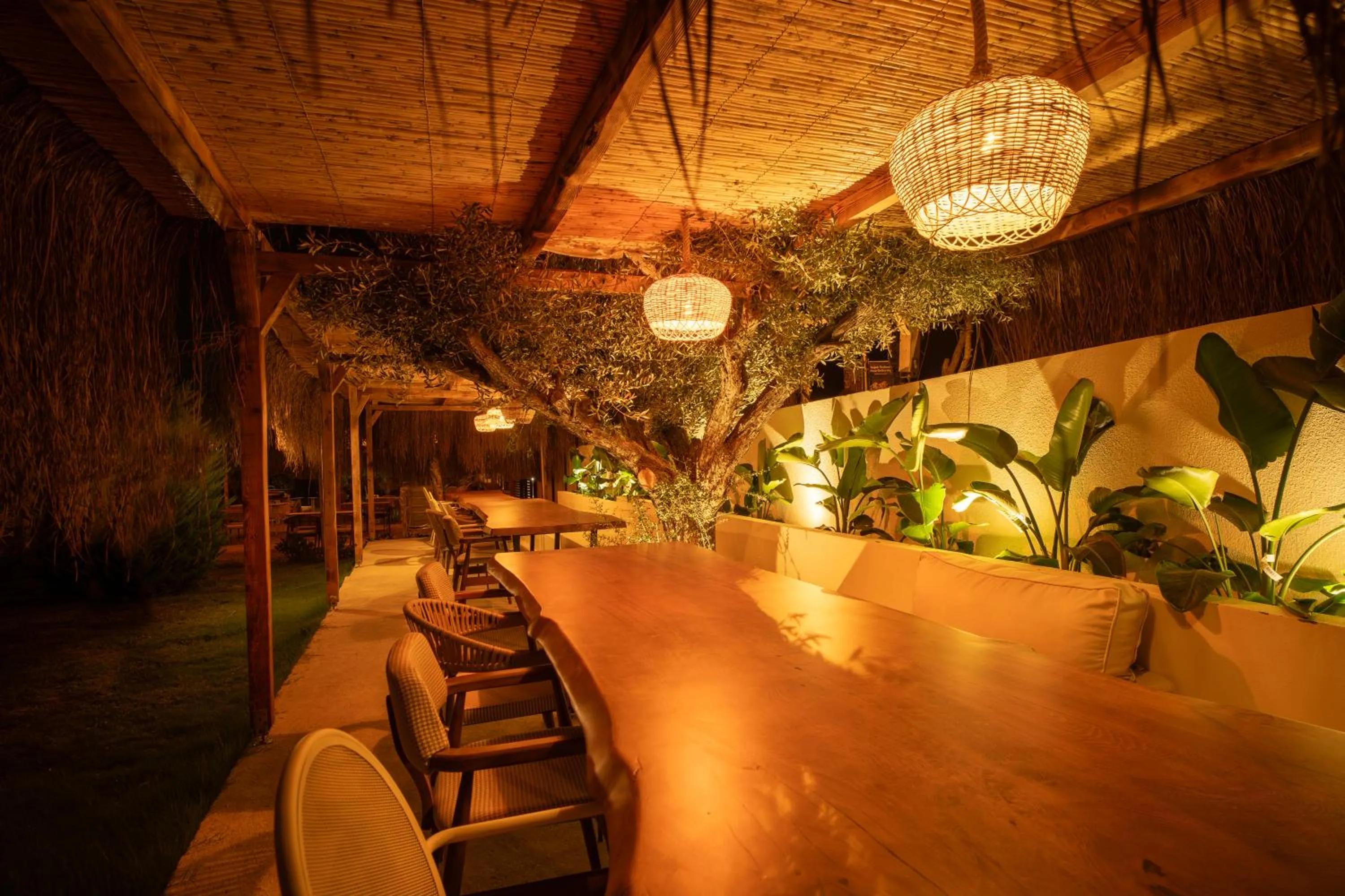 Restaurant/places to eat in Bellezza Hotel Alaçatı