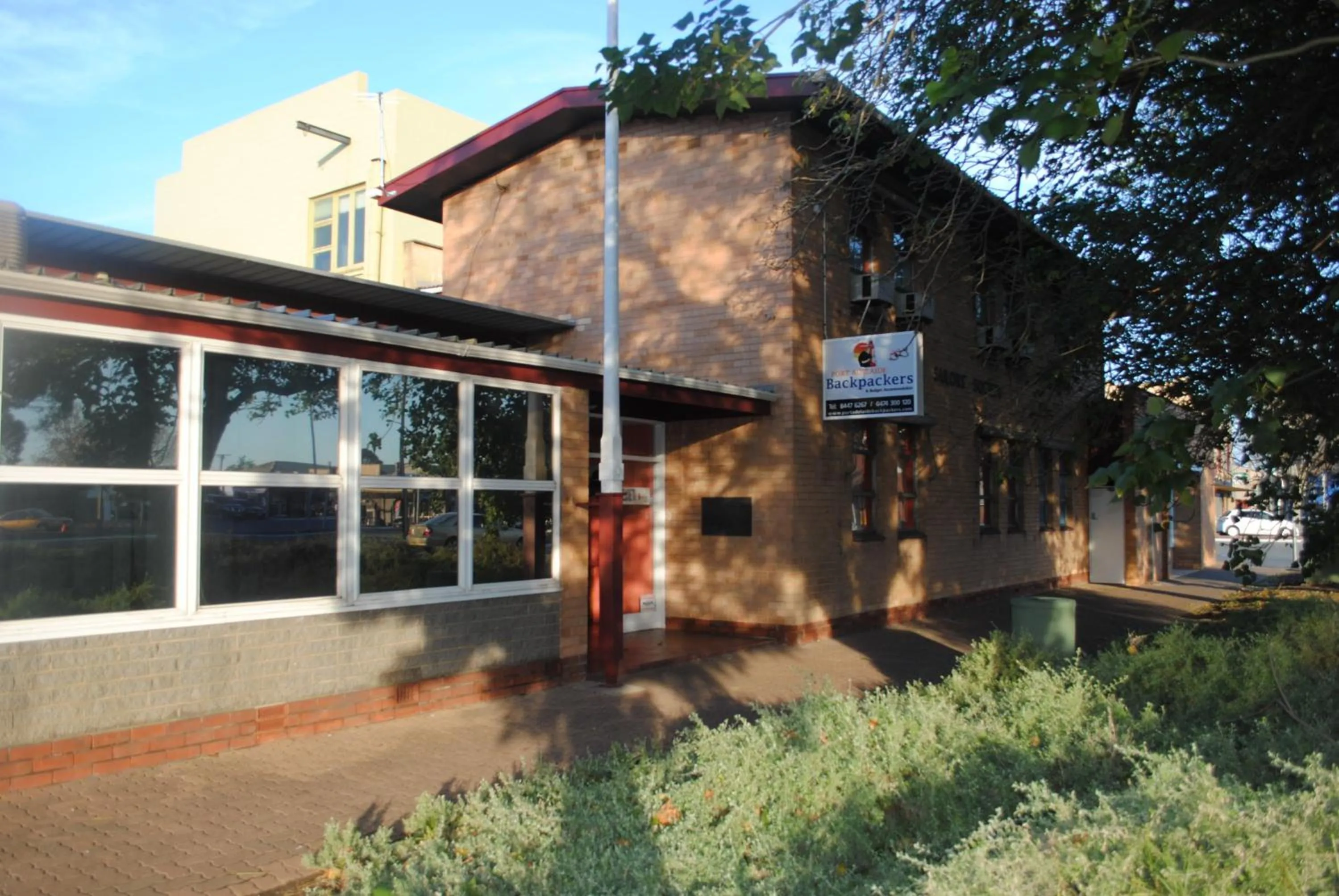 Property building in Port Adelaide Backpackers