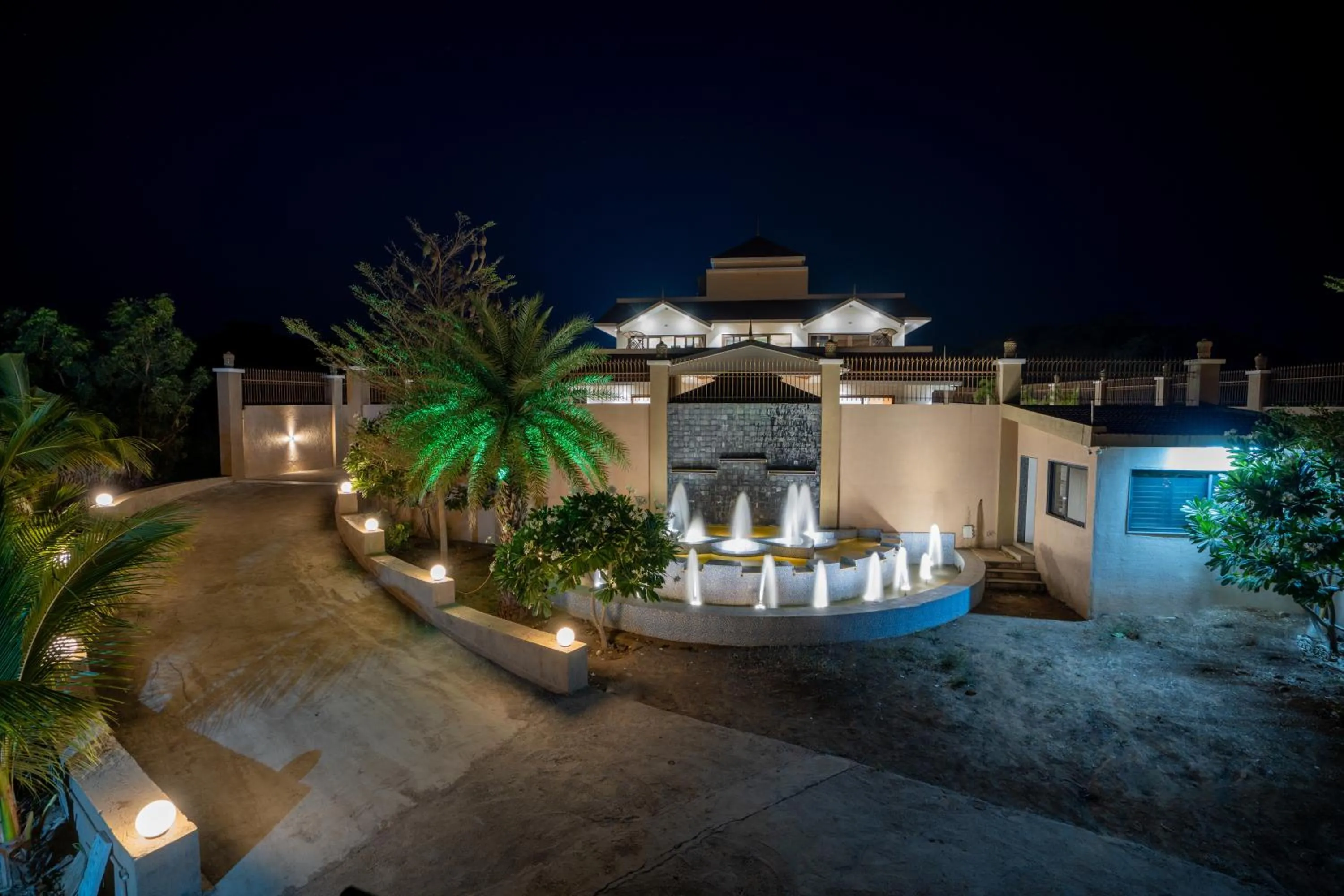 Mountain view in The Gaj Kesri Gir - Best Wildlife Resort in Gir