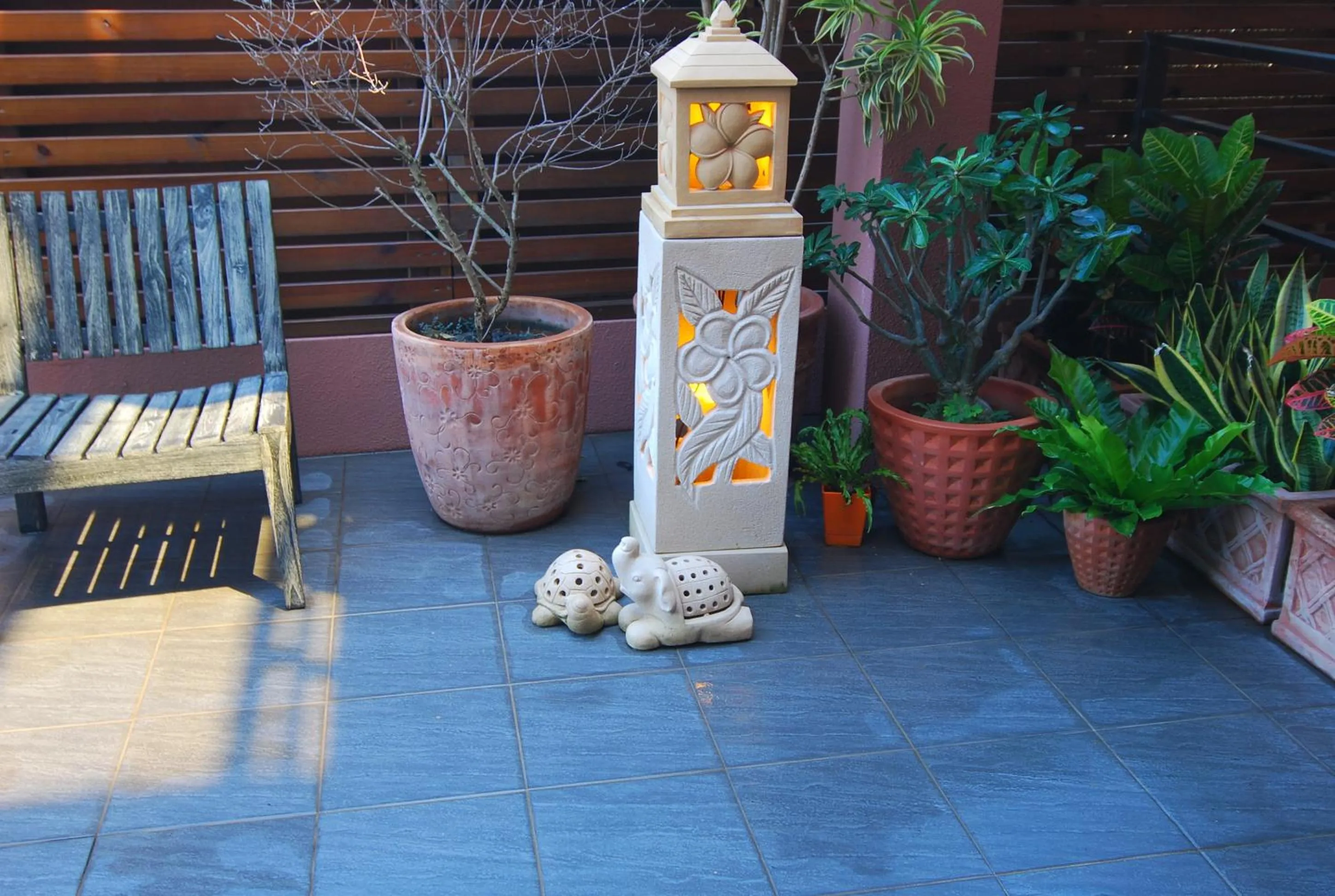 Decorative detail in A&L Inn 戀灣旅棧