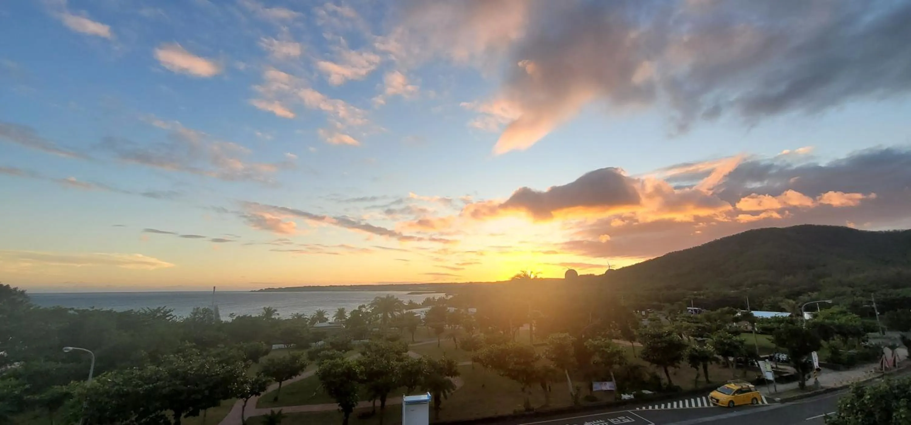 Sunset in A&L Inn 戀灣旅棧