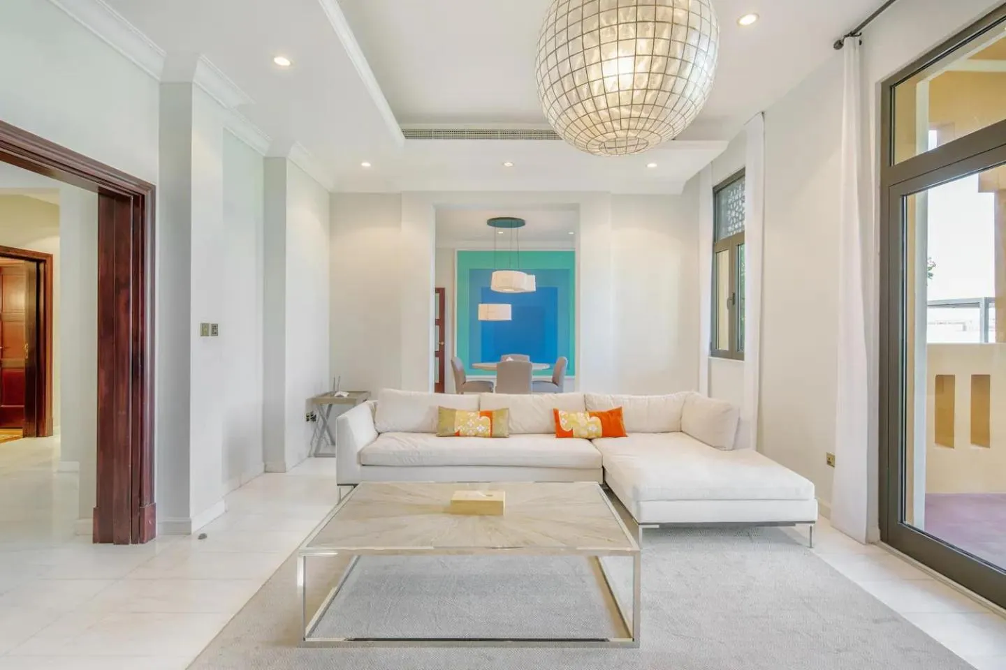 Frond F, Beachfront Villa, Palm Jumeirah - Mint Stay