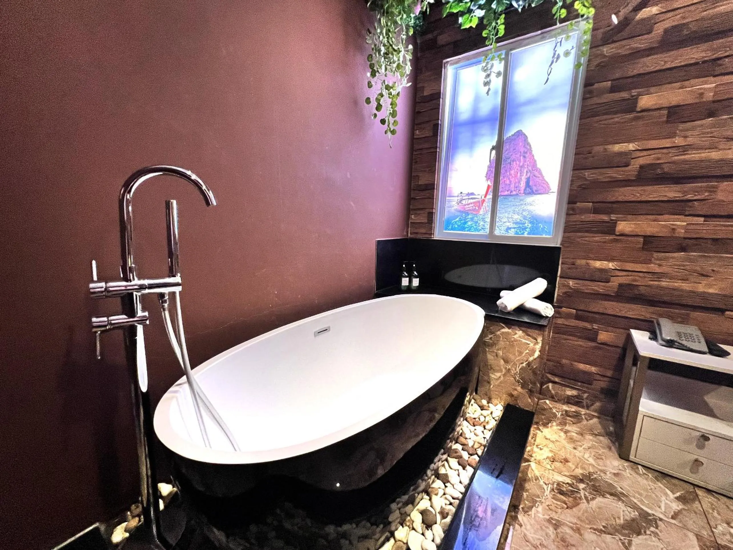 Bathroom in Loove Hotel - Khách Sạn Tình Yêu