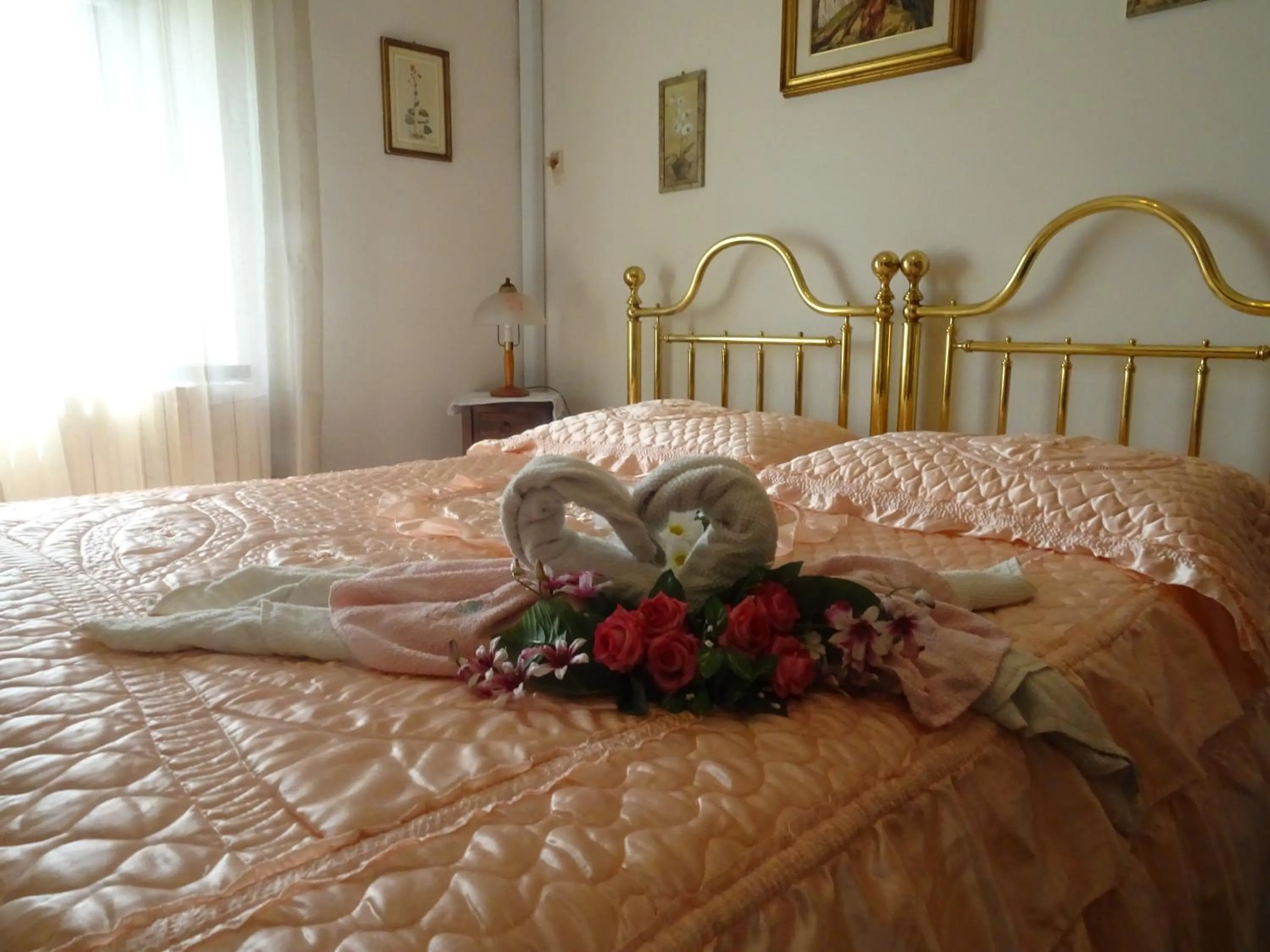 Photo of the whole room, Bed in Le Mimose B&B