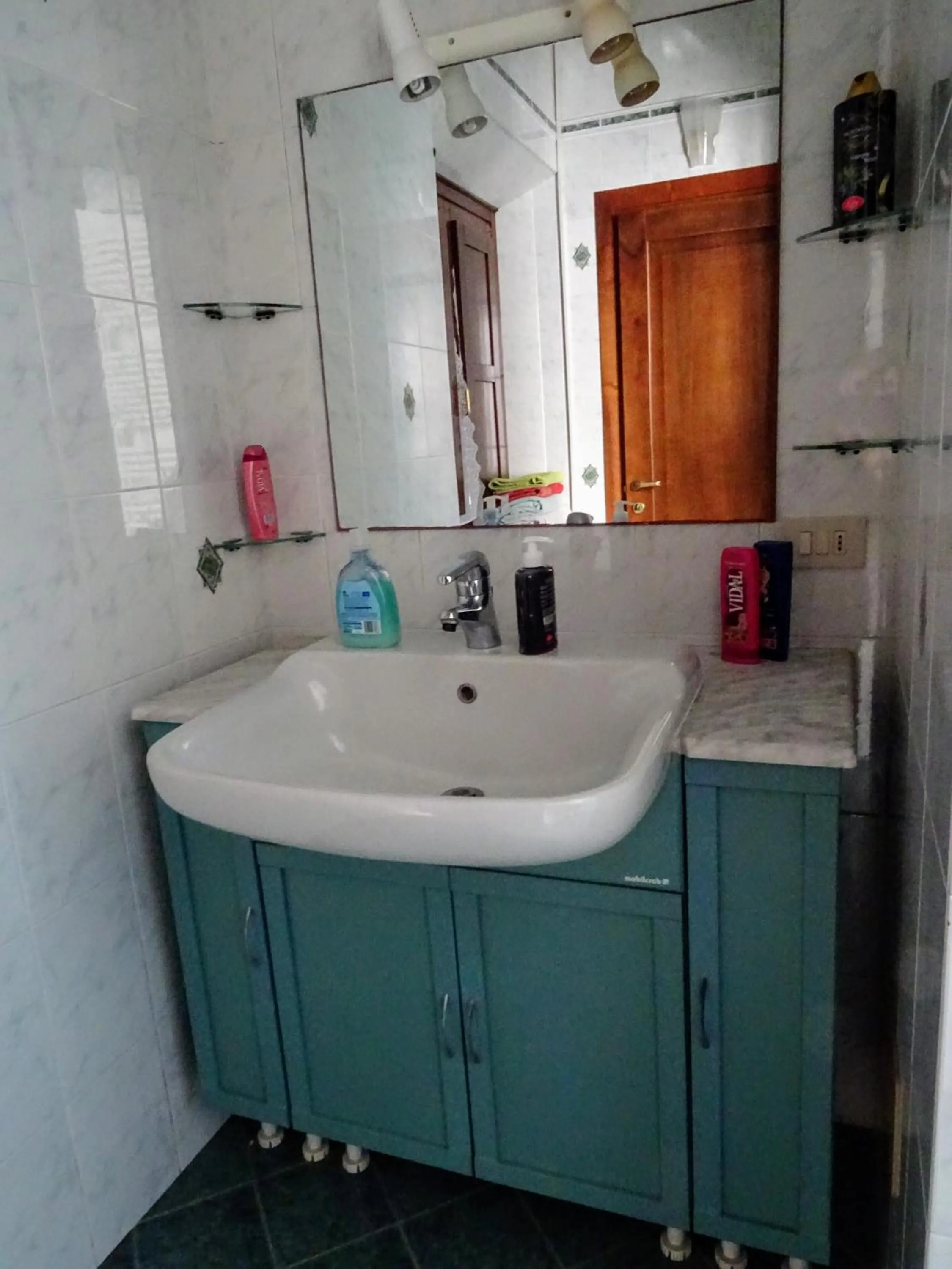 Bathroom in Le Mimose B&B