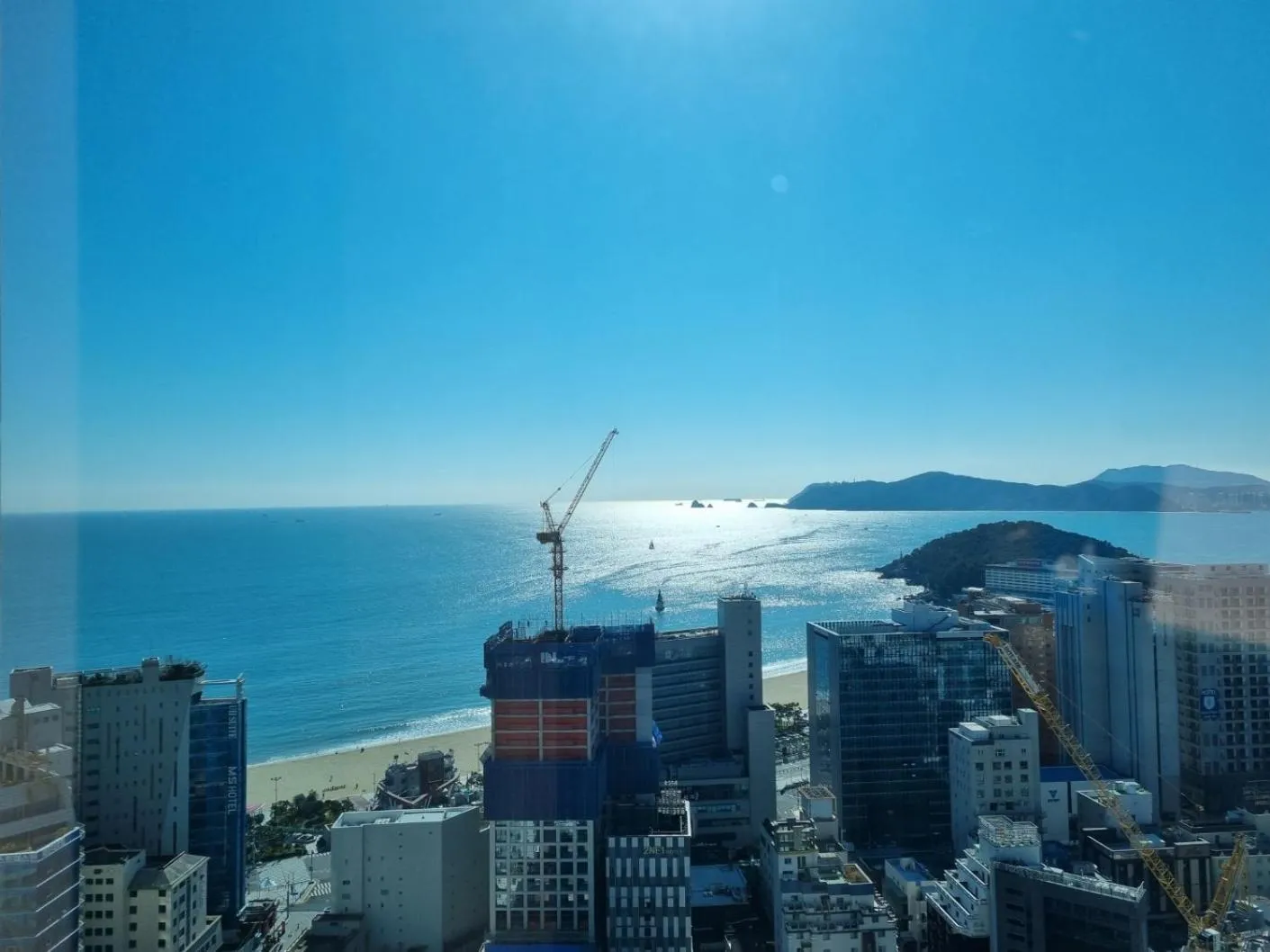 Beach in The solid residence - Elbon the stay by haeundae