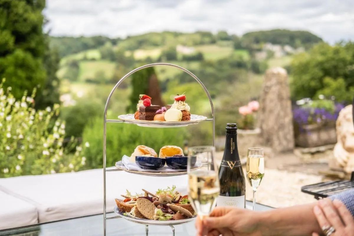 Food in Burleigh Court Hotel