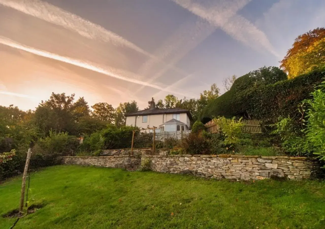 Three-Bedroom Vacation Home - single occupancy in Burleigh Court Hotel Three-Bedroom Vacation Home - single occupancy in Burleigh Court Hotel