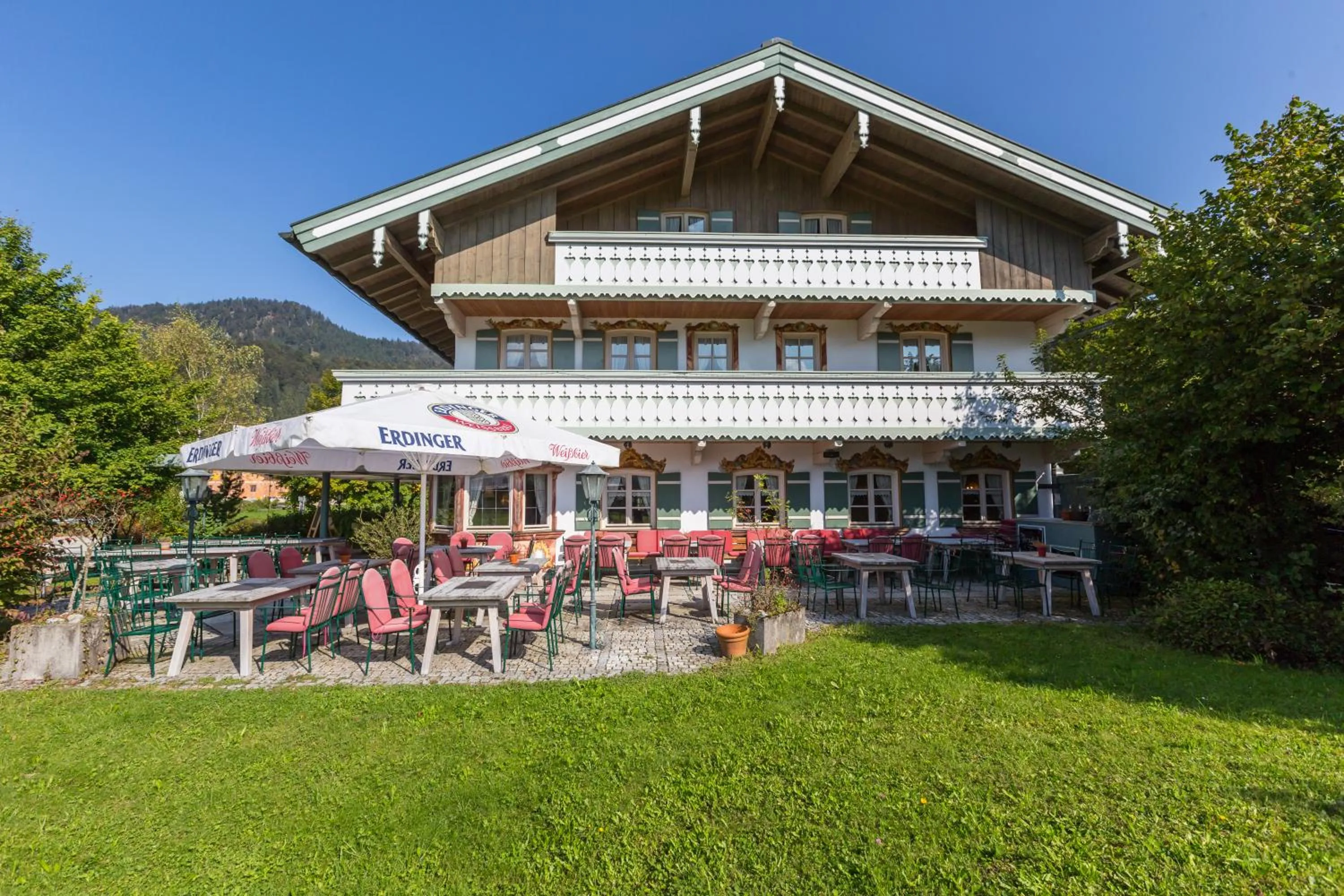 Garden view in DEVA Villa Mittermaier