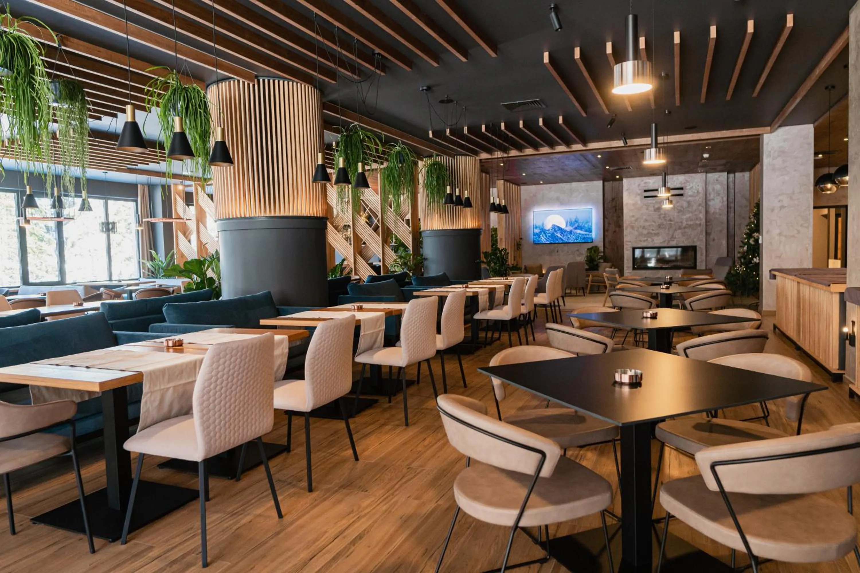 Restaurant/places to eat in Aparthotel Zlatni Javor