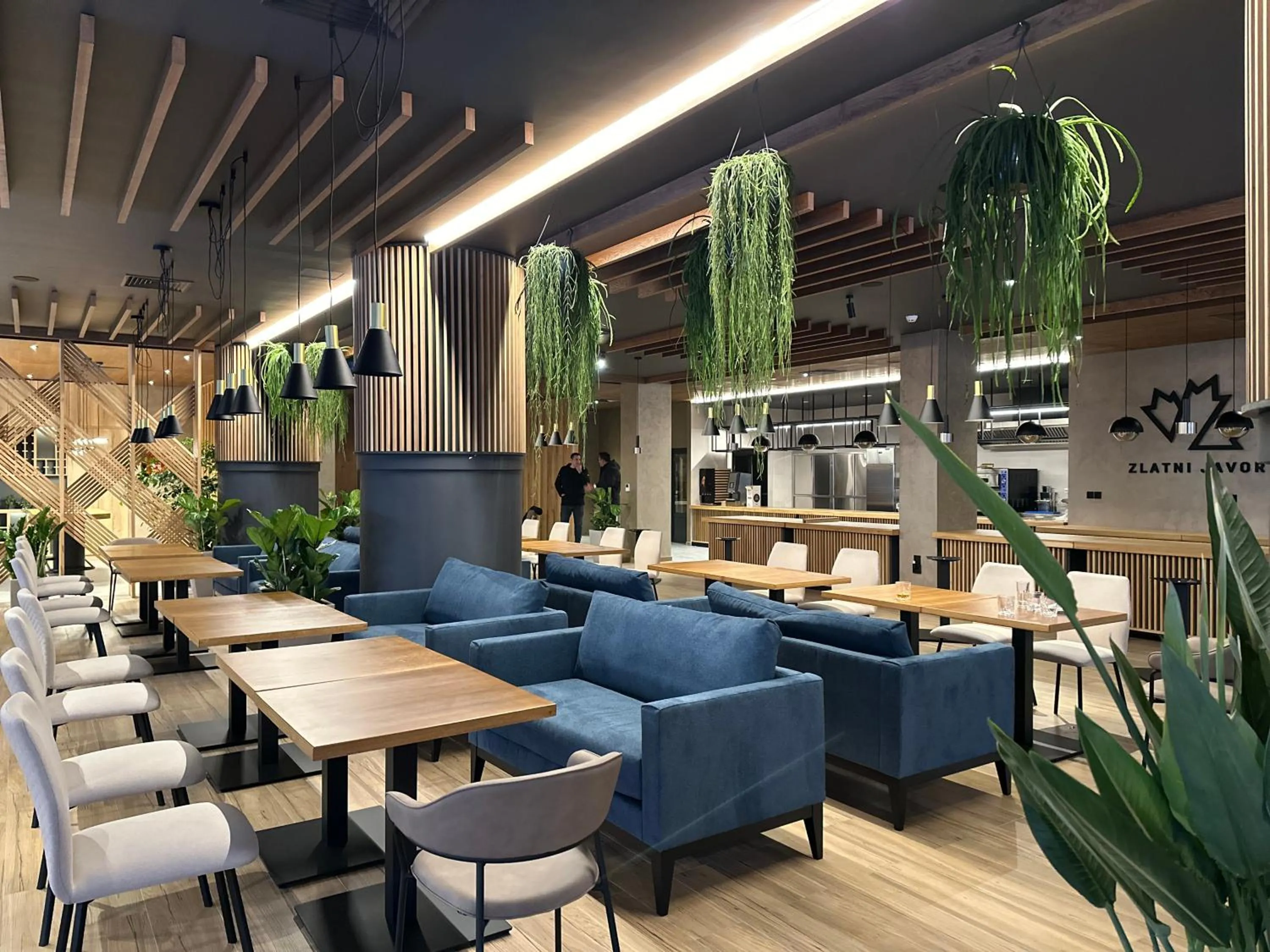 Restaurant/places to eat in Aparthotel Zlatni Javor